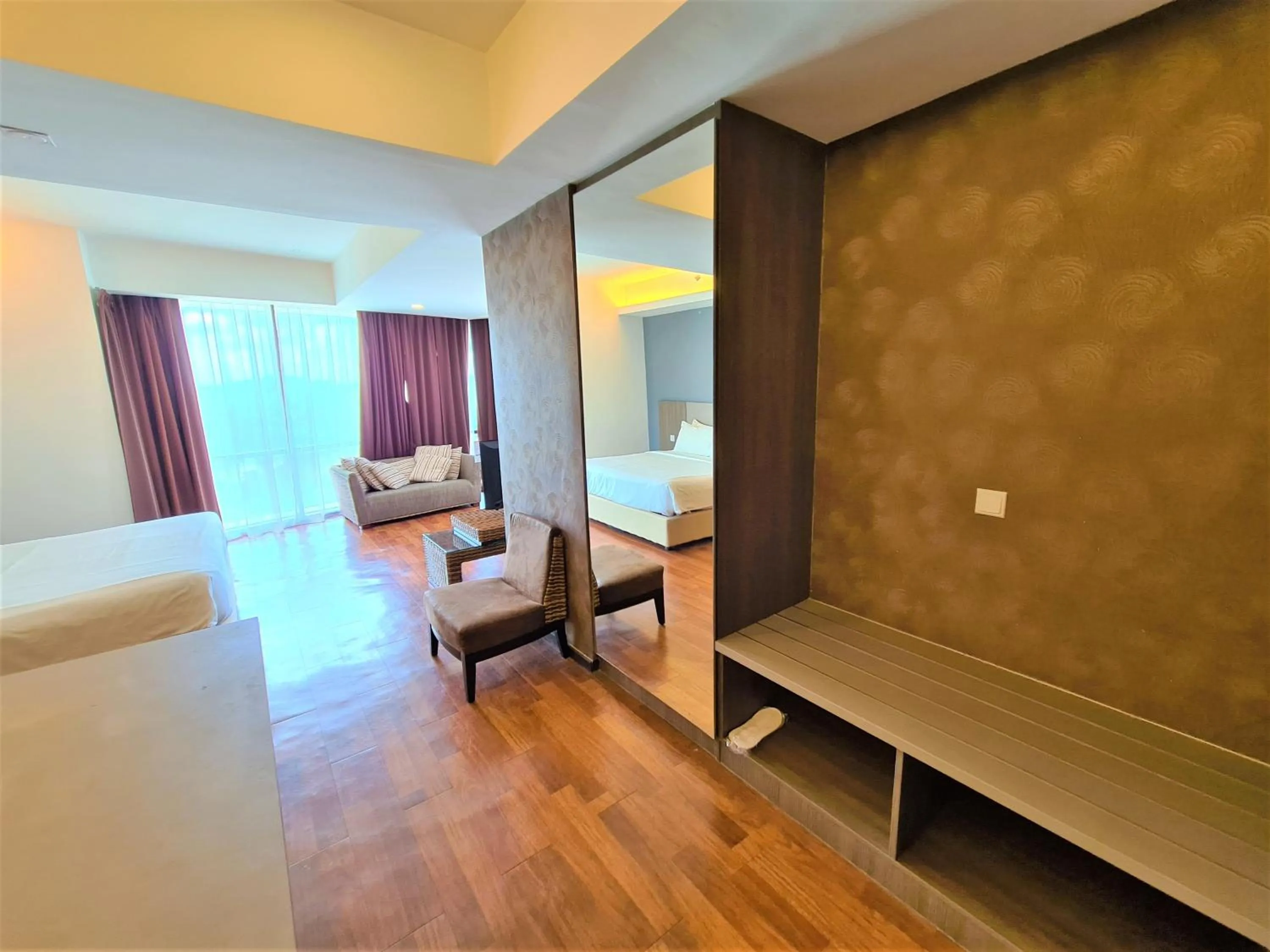 Bedroom, Bed in Nexus Business Suite Hotel