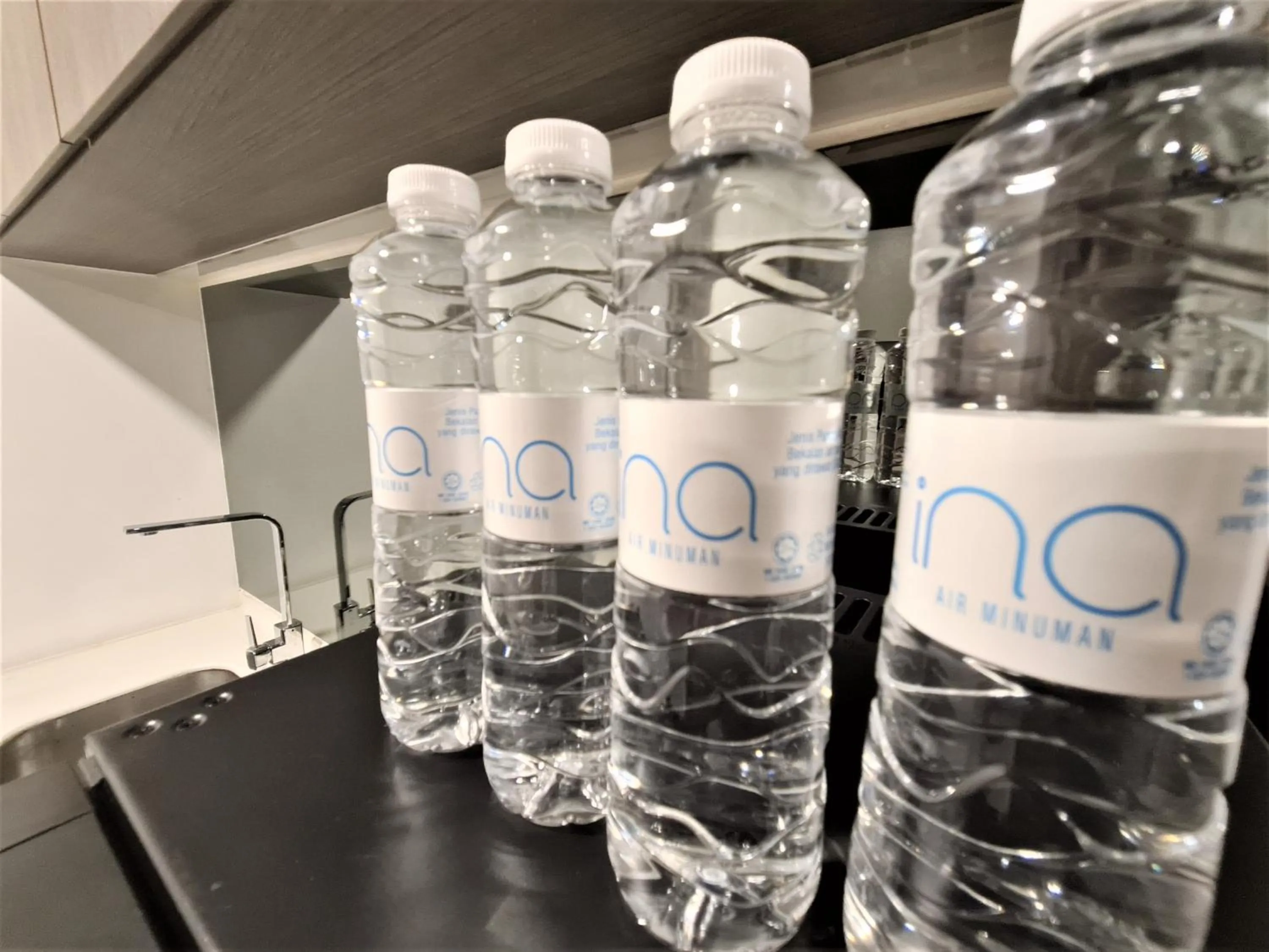 Coffee/tea facilities in Nexus Business Suite Hotel