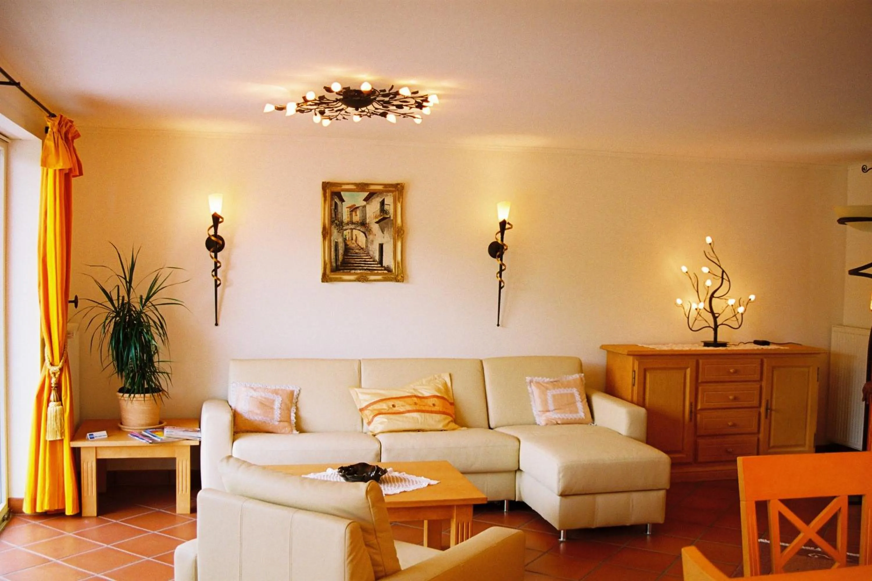 Photo of the whole room in Landhaus Sassenhof