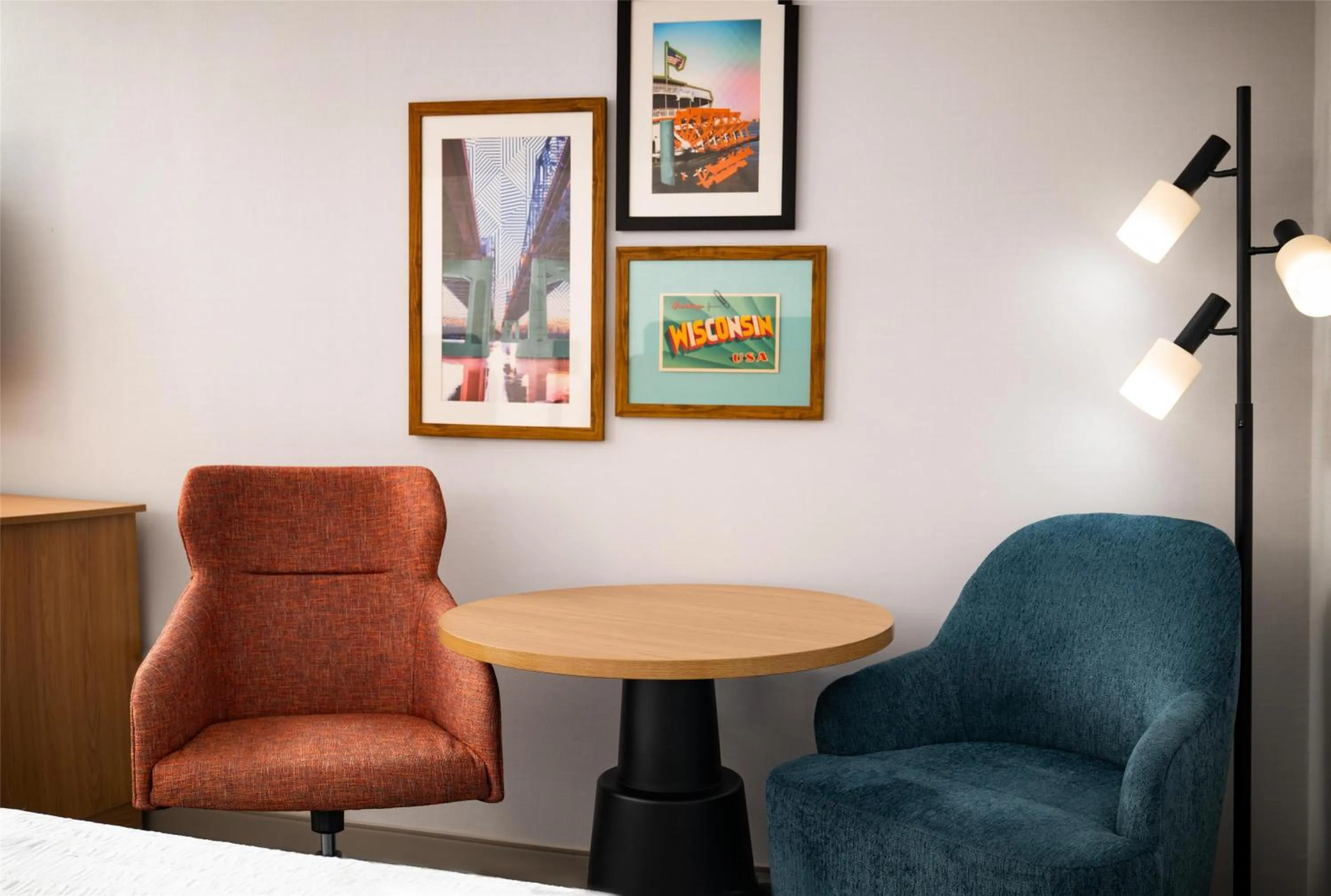 Bedroom in Hampton Inn and Suites La Crosse Downtown