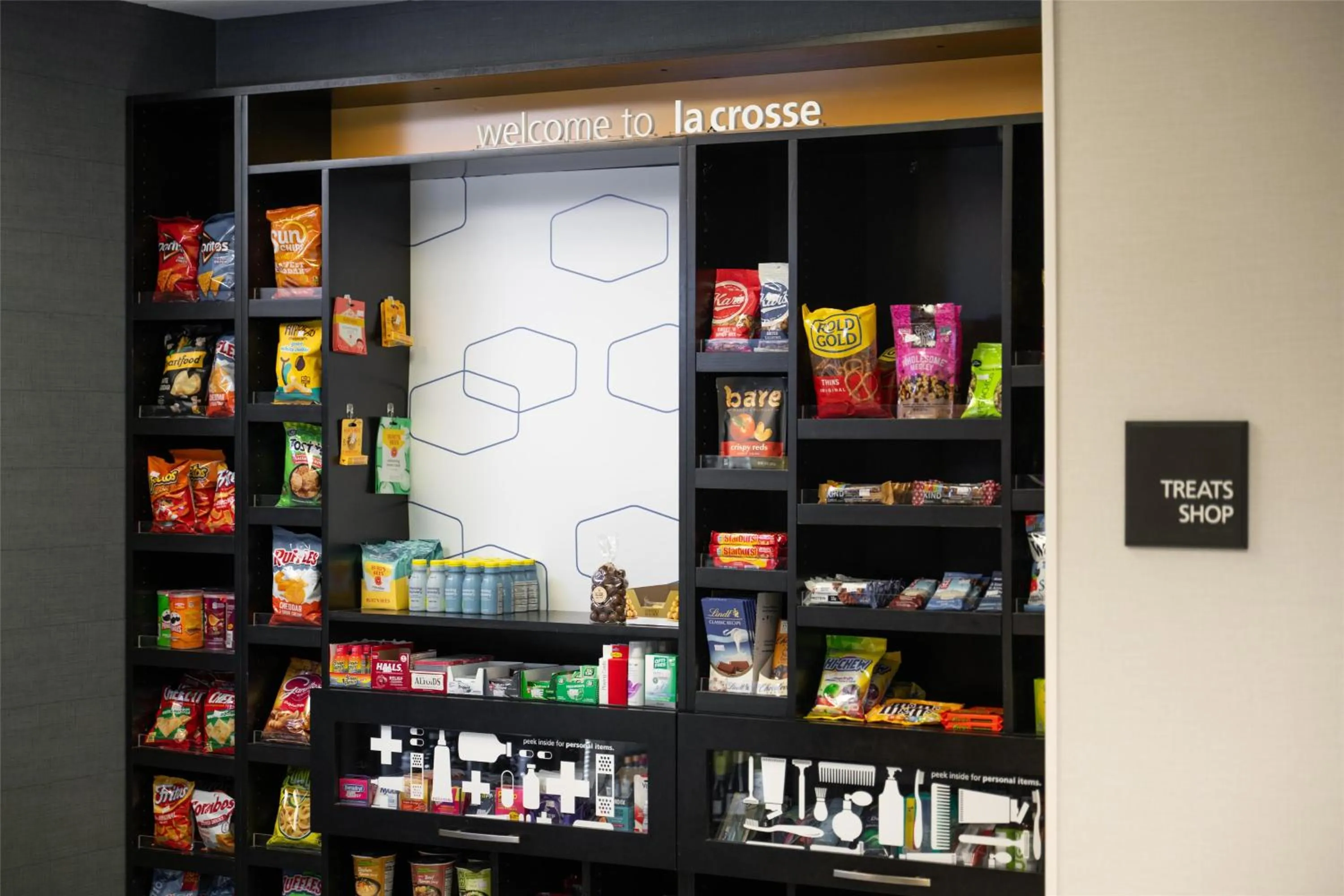 Restaurant/places to eat in Hampton Inn and Suites La Crosse Downtown