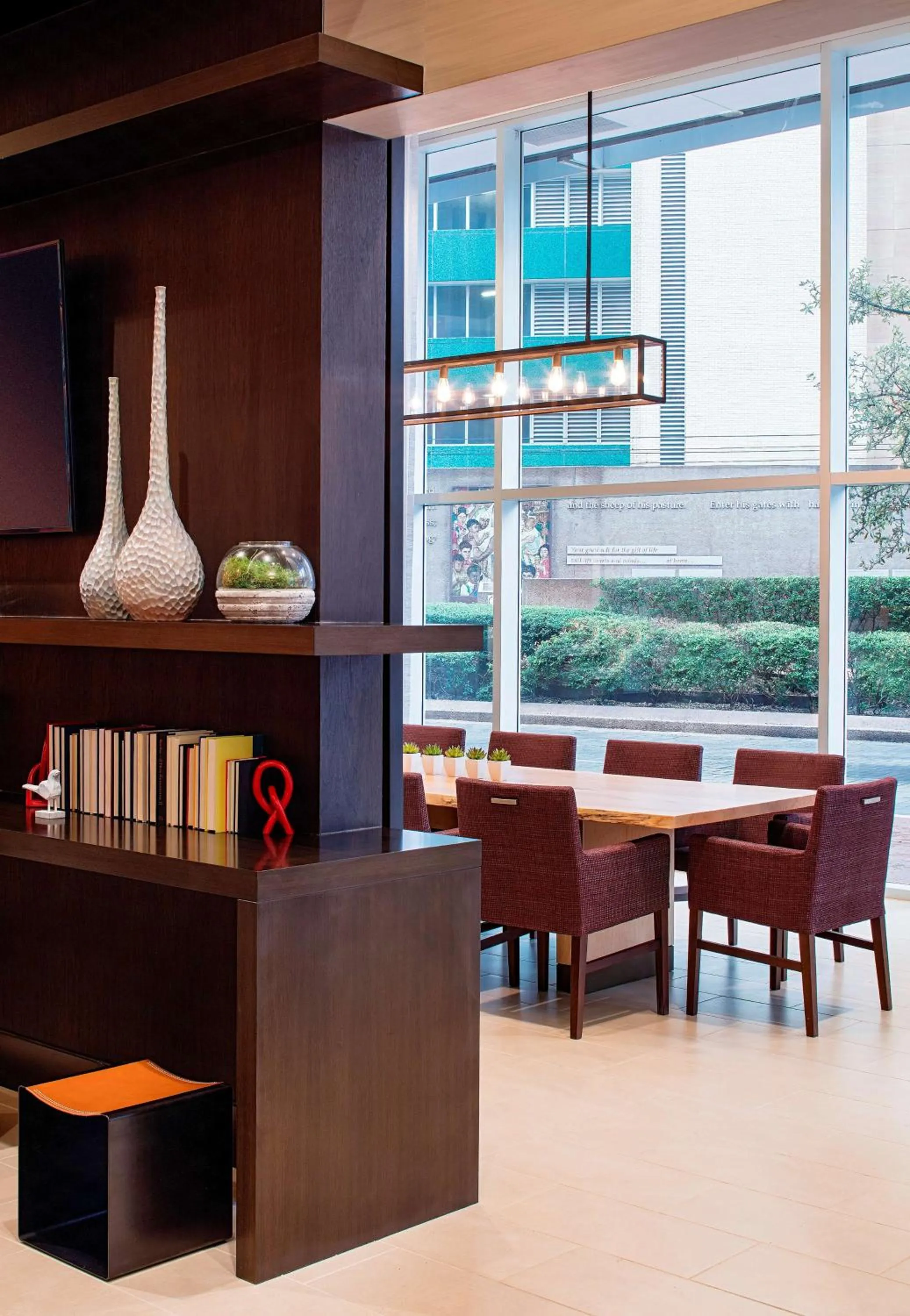 Lobby or reception in Hilton Garden Inn Downtown Dallas