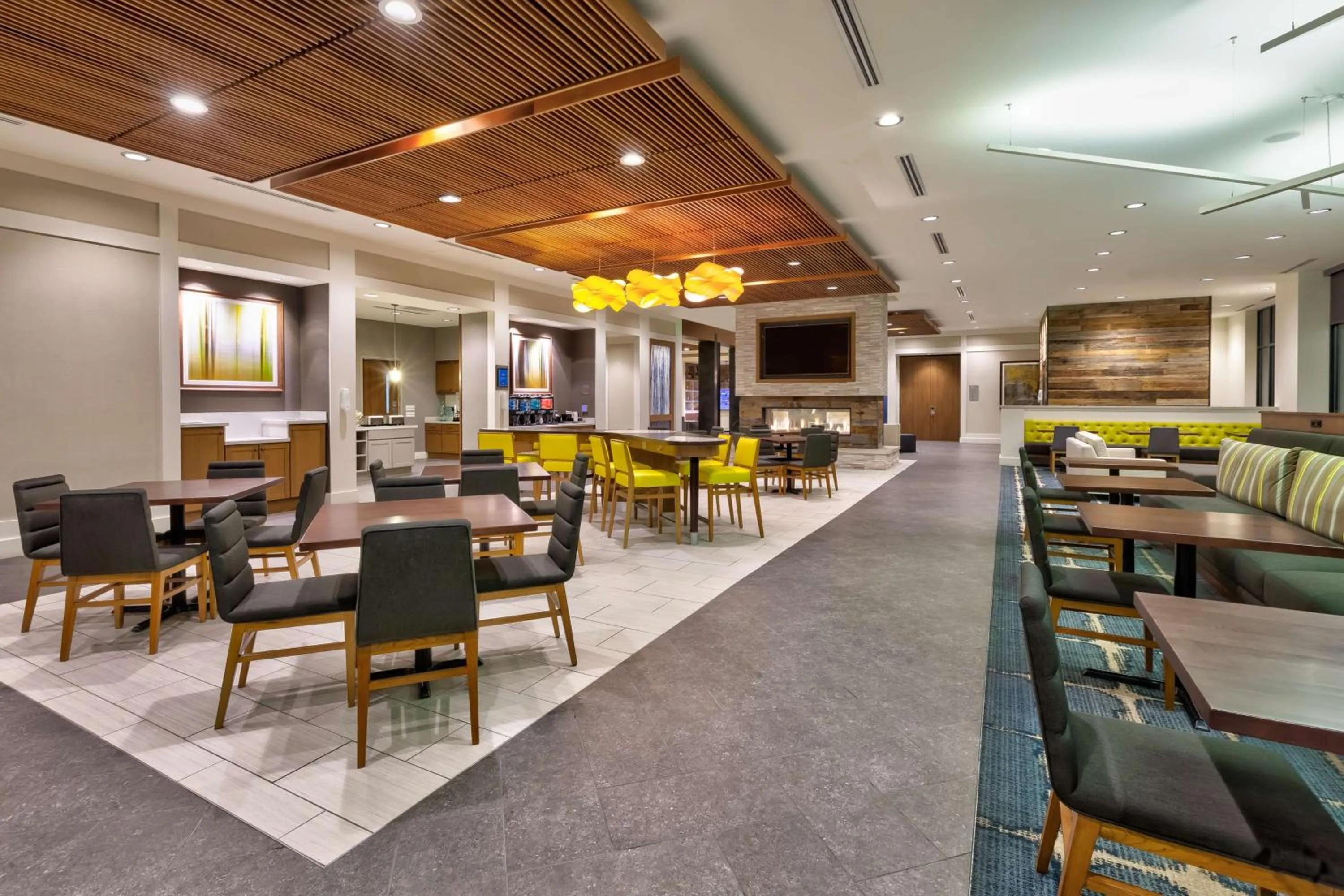 Lobby or reception in Homewood Suites by Hilton Pittsburgh Downtown