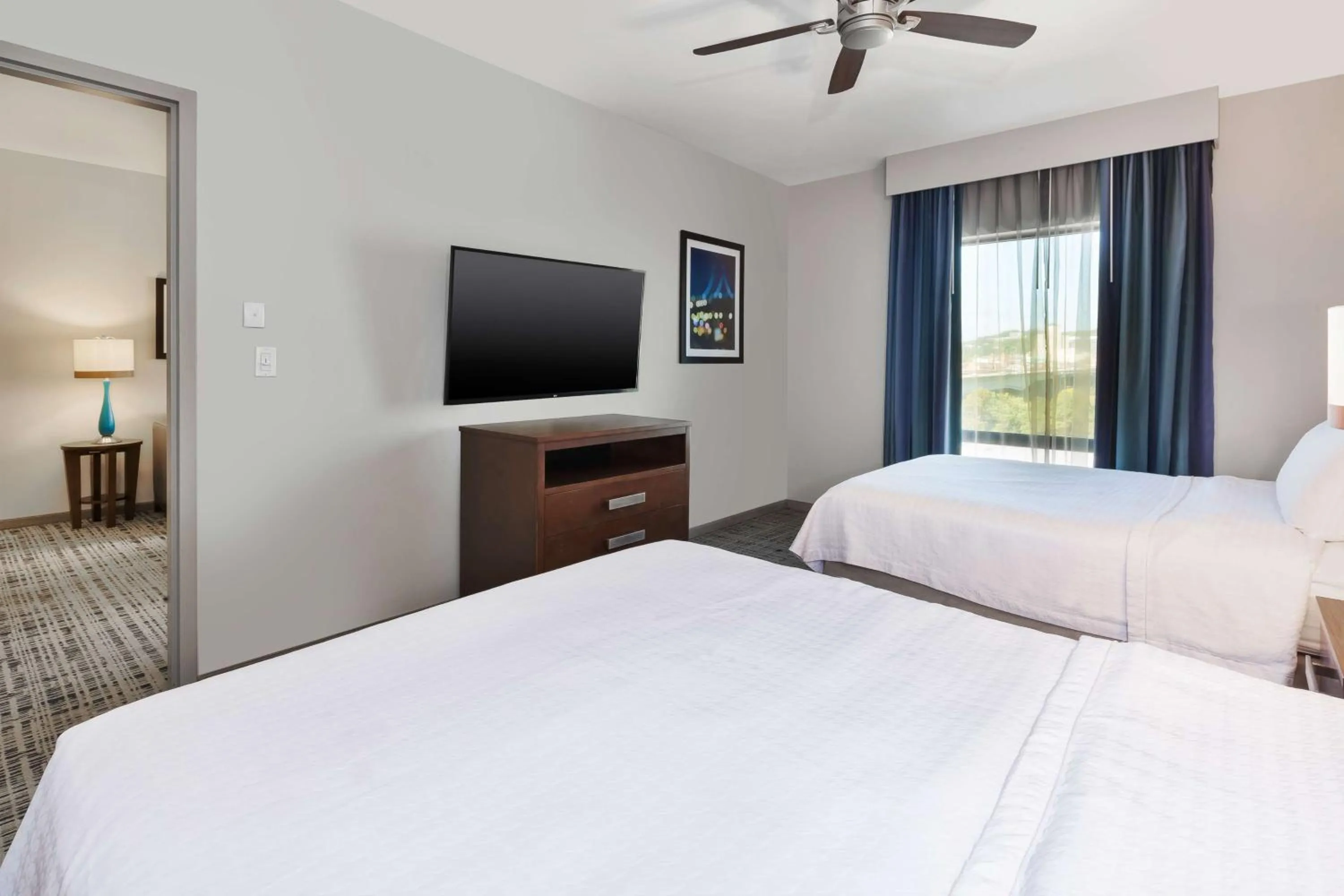 Bed in Homewood Suites by Hilton Pittsburgh Downtown