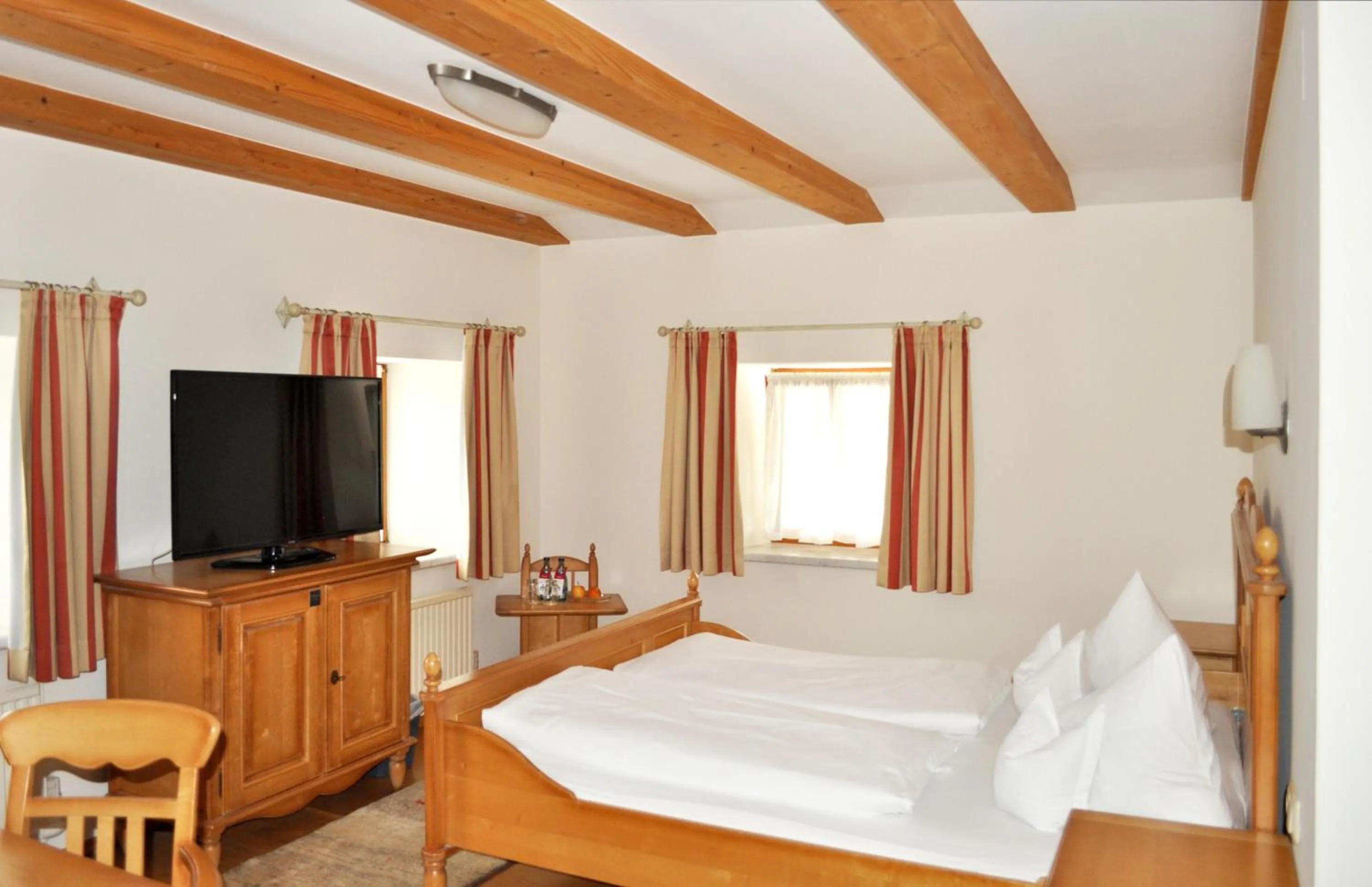 Bed in Gasthof Schopper