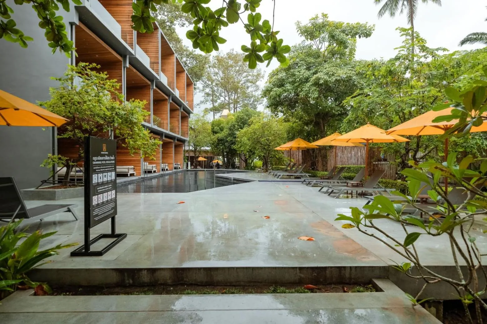 Sichon Cabana Beach Resort