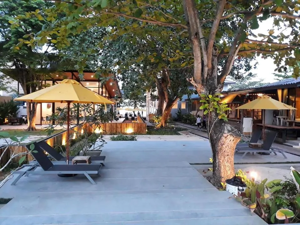 Sichon Cabana Beach Resort