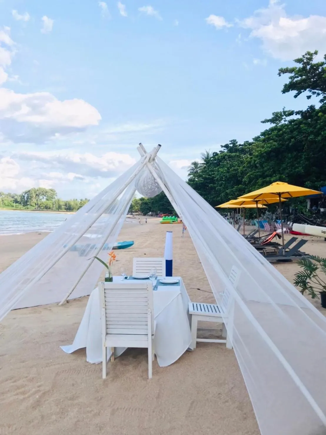 Sichon Cabana Beach Resort