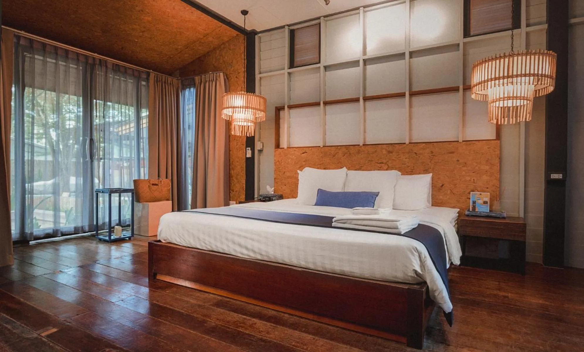 Bed in Sichon Cabana Beach Resort