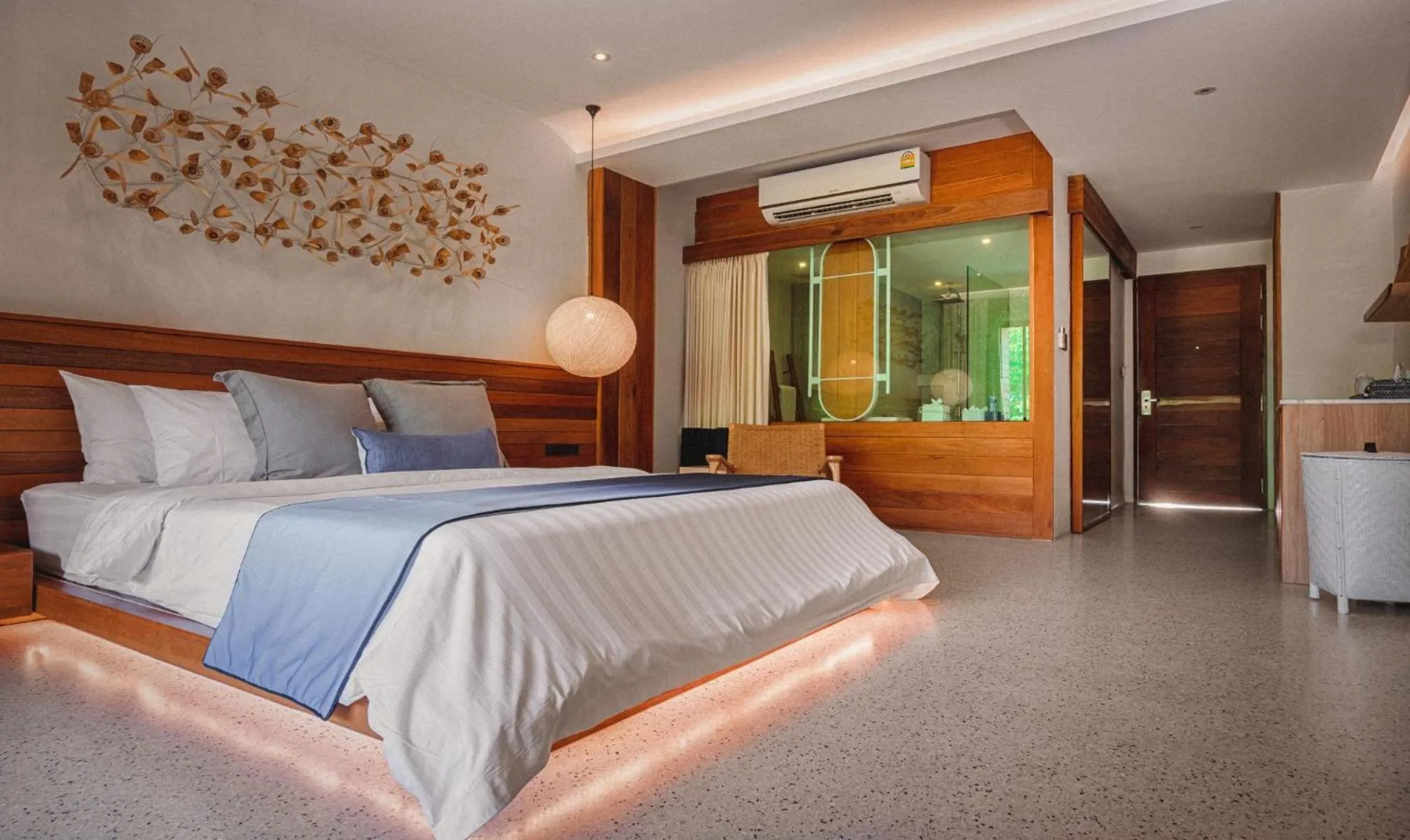 Bed in Sichon Cabana Beach Resort