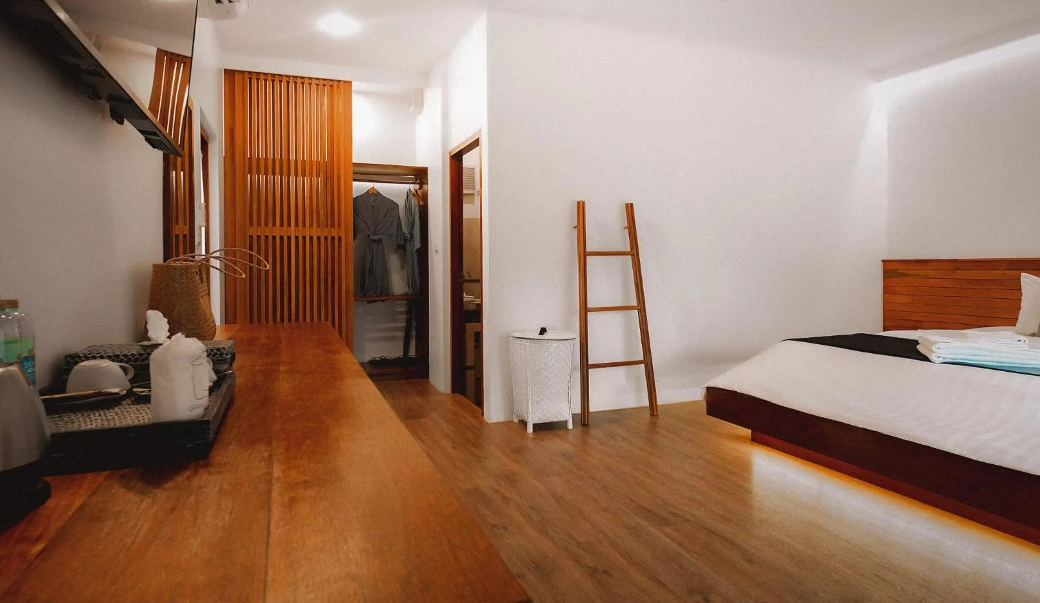 Bed in Sichon Cabana Beach Resort