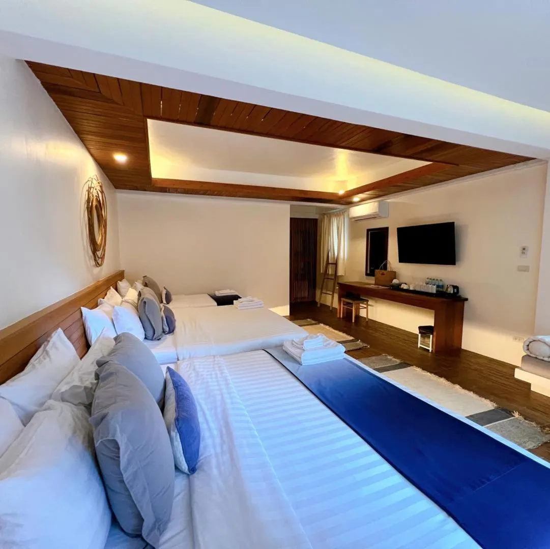 Bed in Sichon Cabana Beach Resort