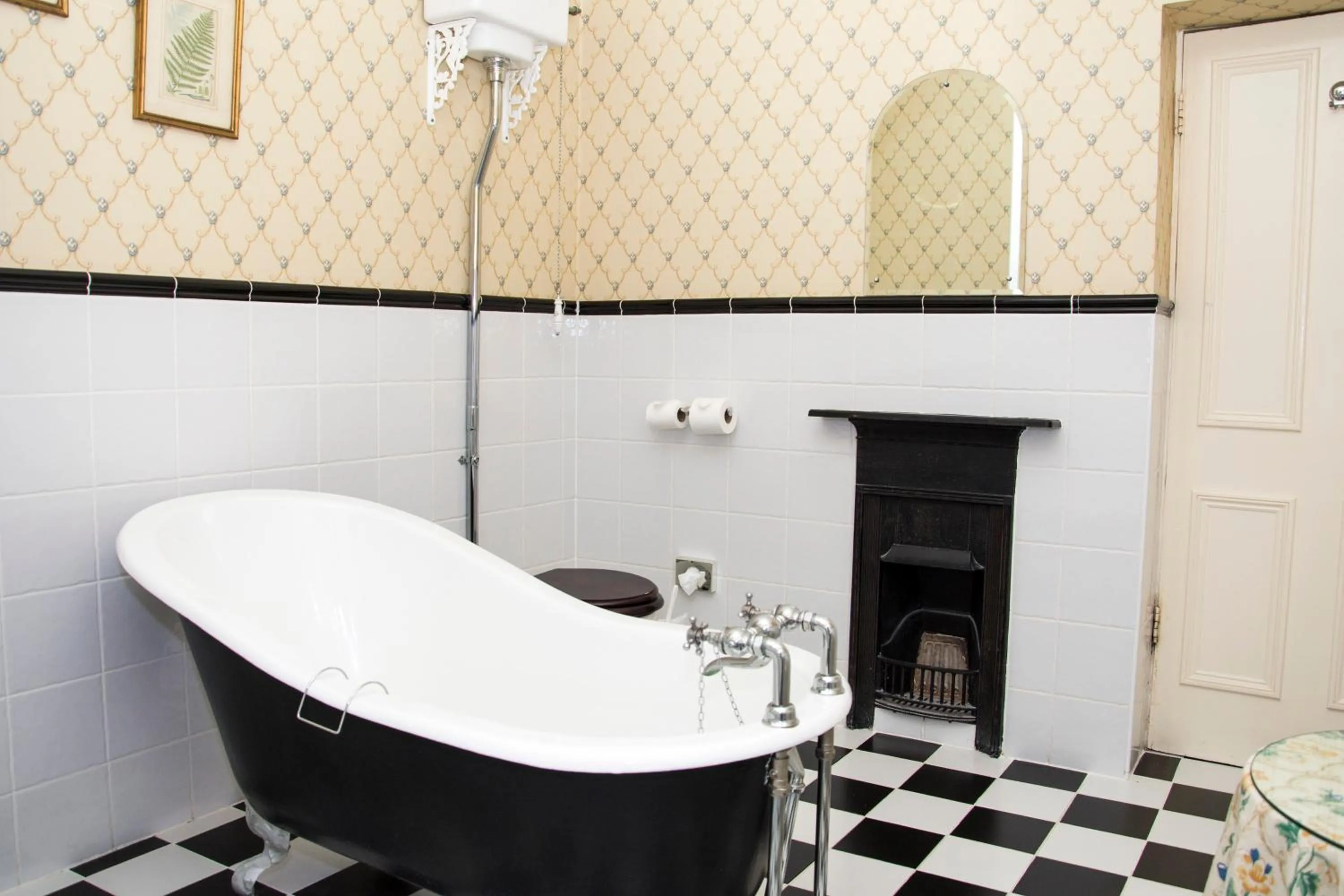 Bathroom in Beechwood Hotel