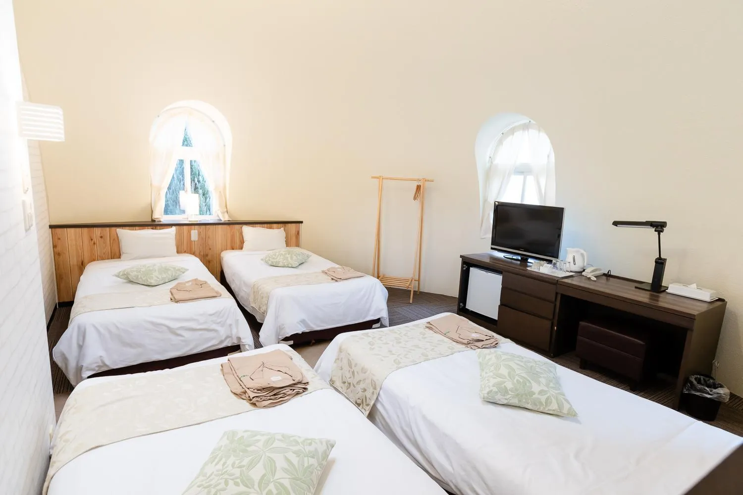 Bed in Toretore Village Nanki Shirahama