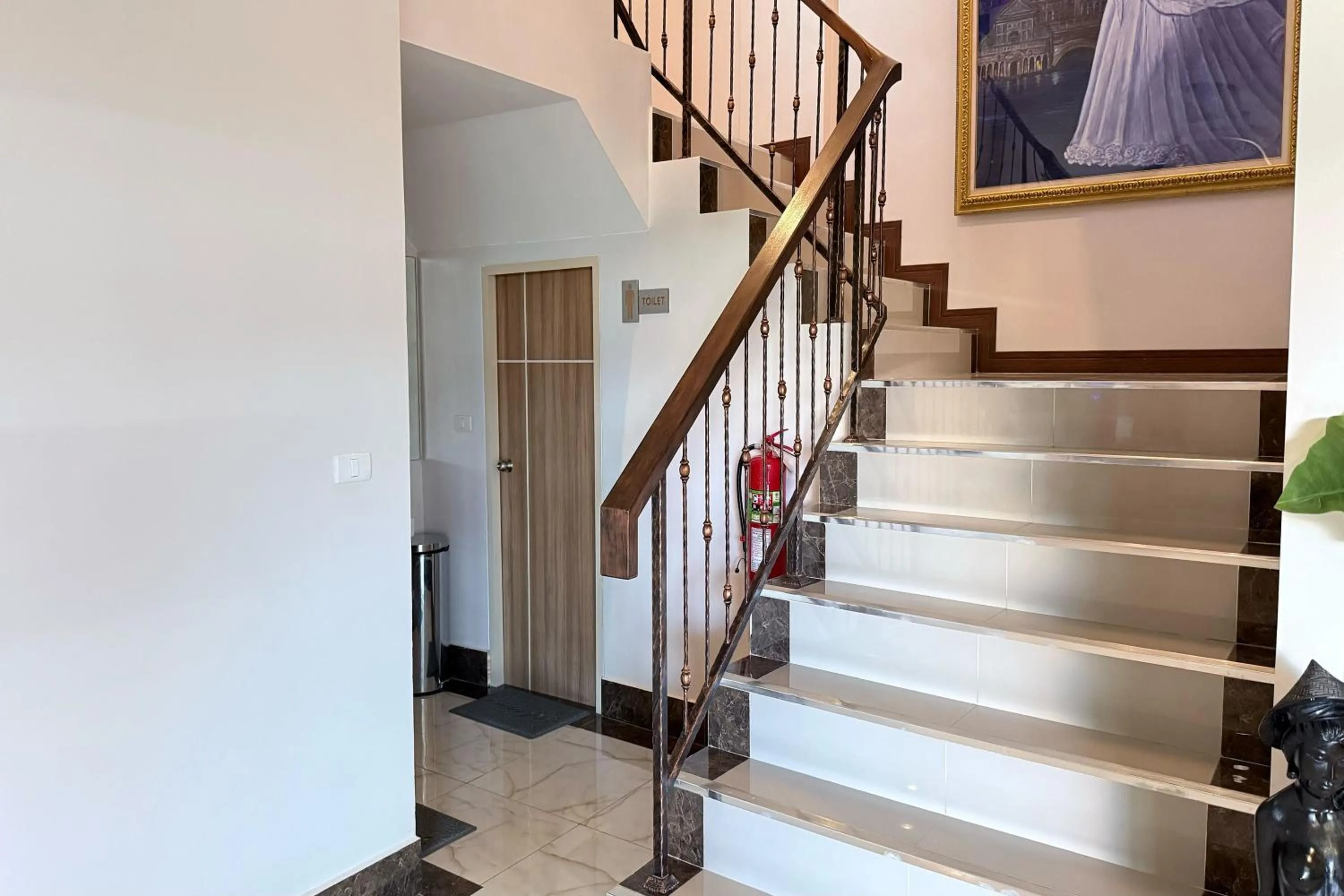 Area and facilities in SKM Paradise Mae Sai