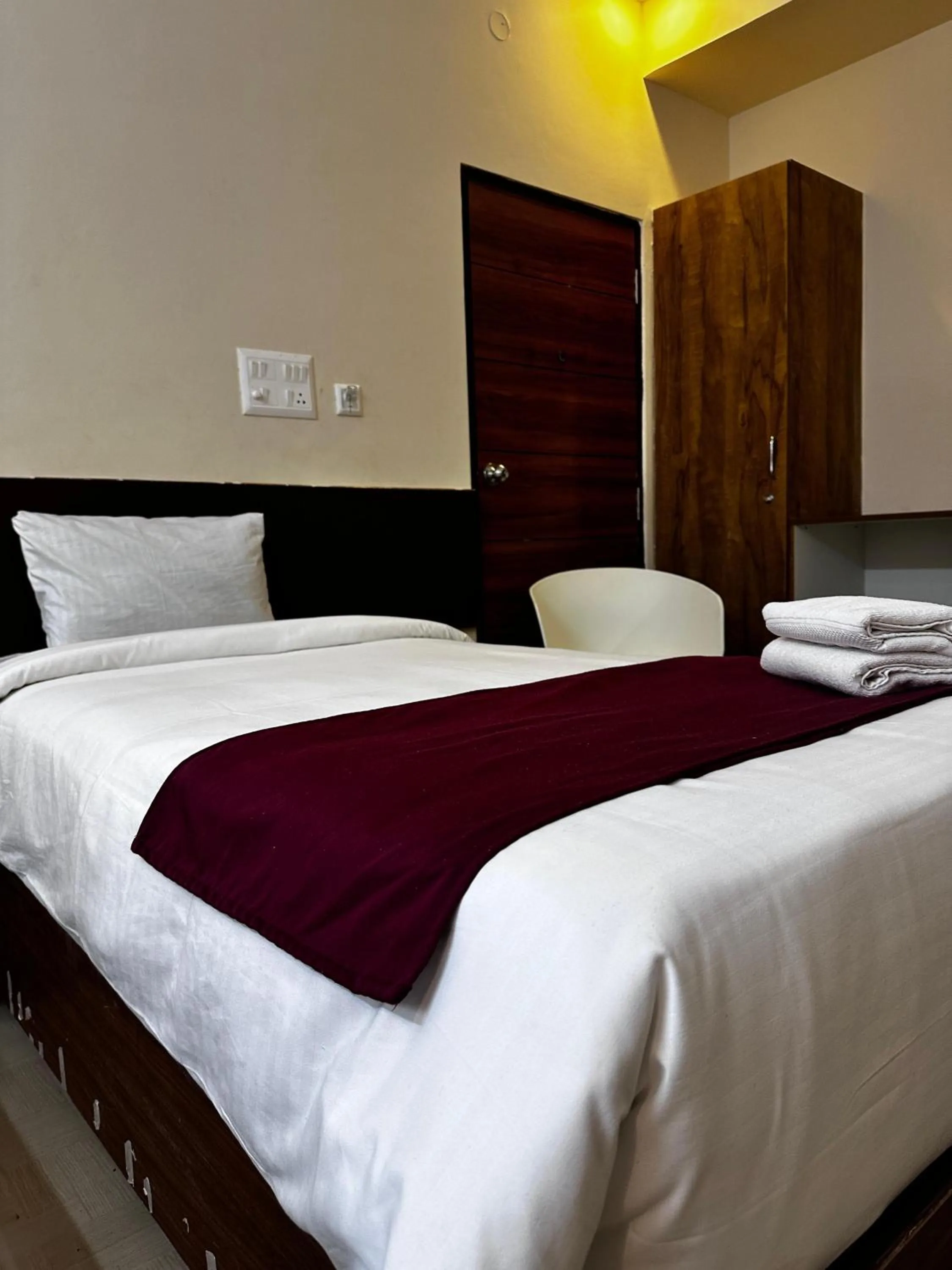 Bedroom, Bed in Urban Stay