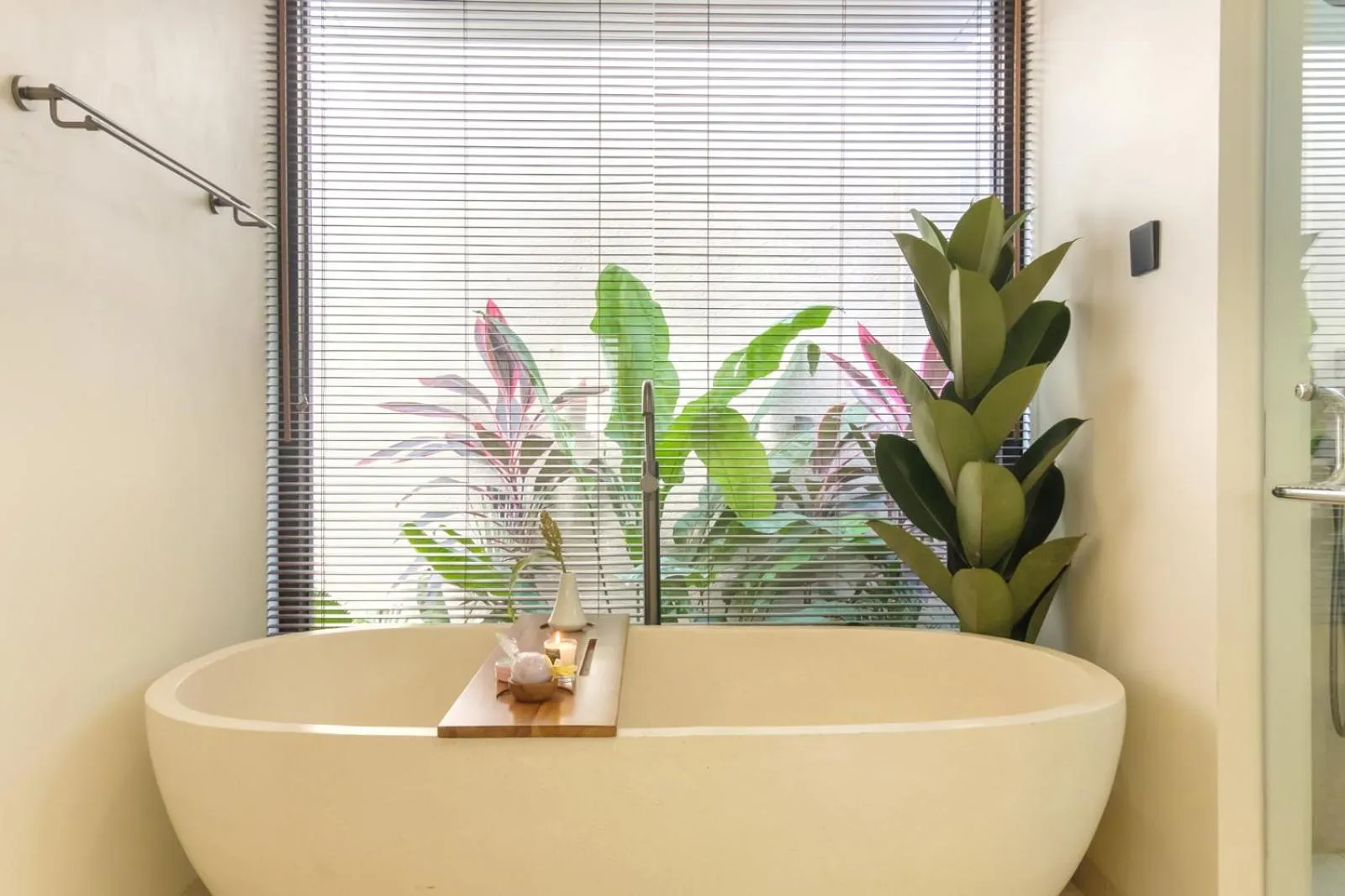 Bathroom in Madeira Casa Canggu, Bali