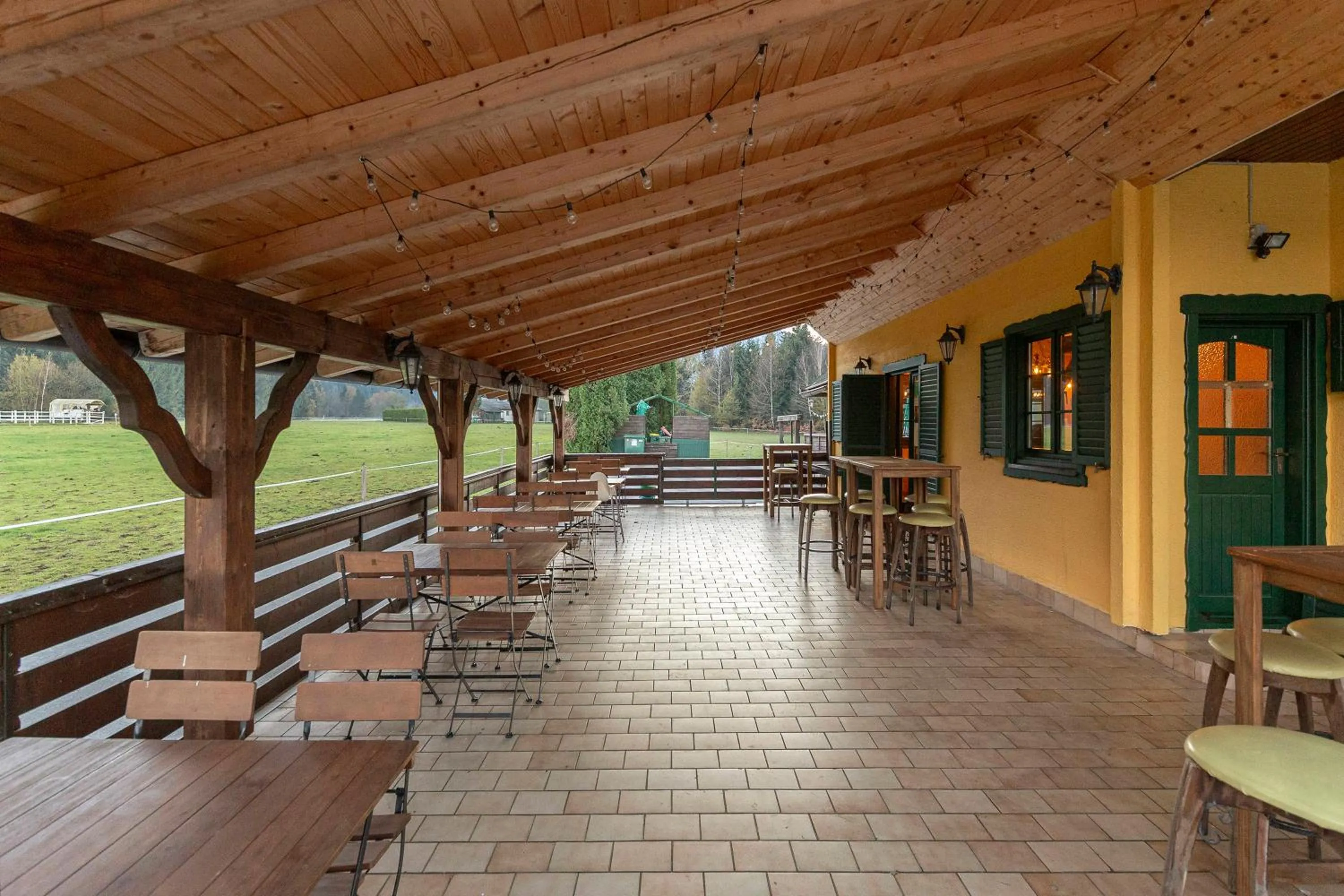 Patio in Hotel Burger Veniše