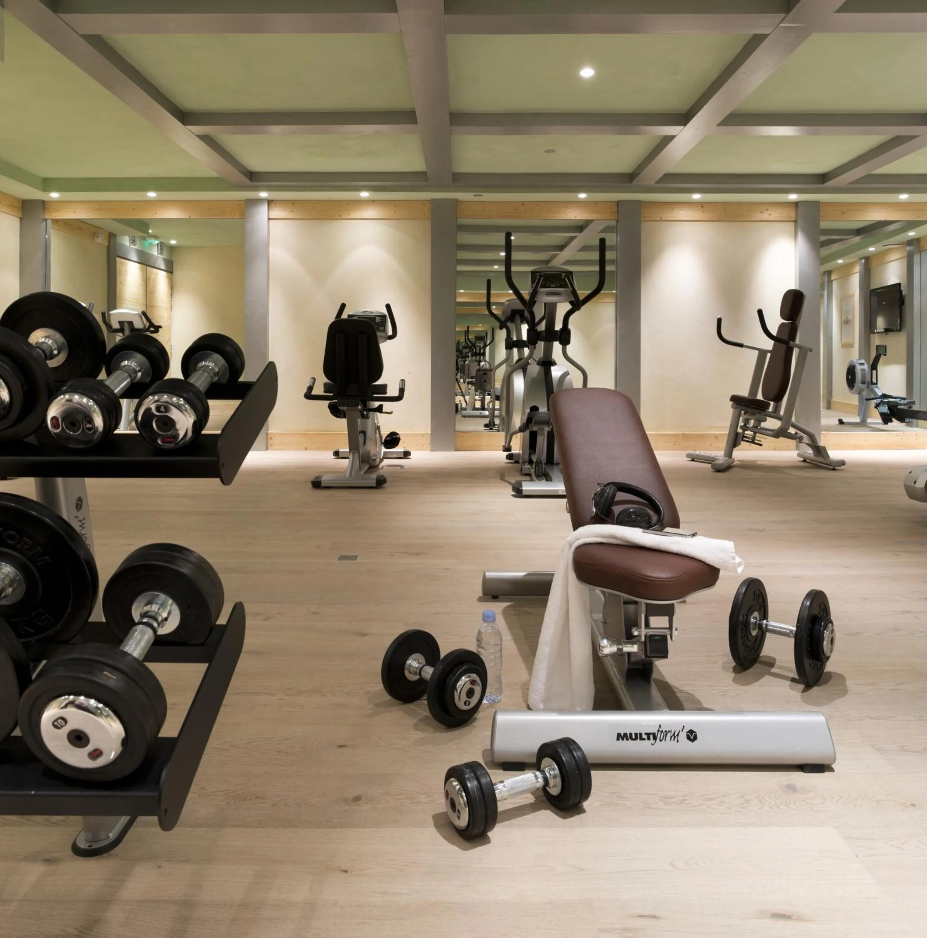 Fitness centre/facilities in CGH Résidence Boutique Les Chalets De Laÿssia