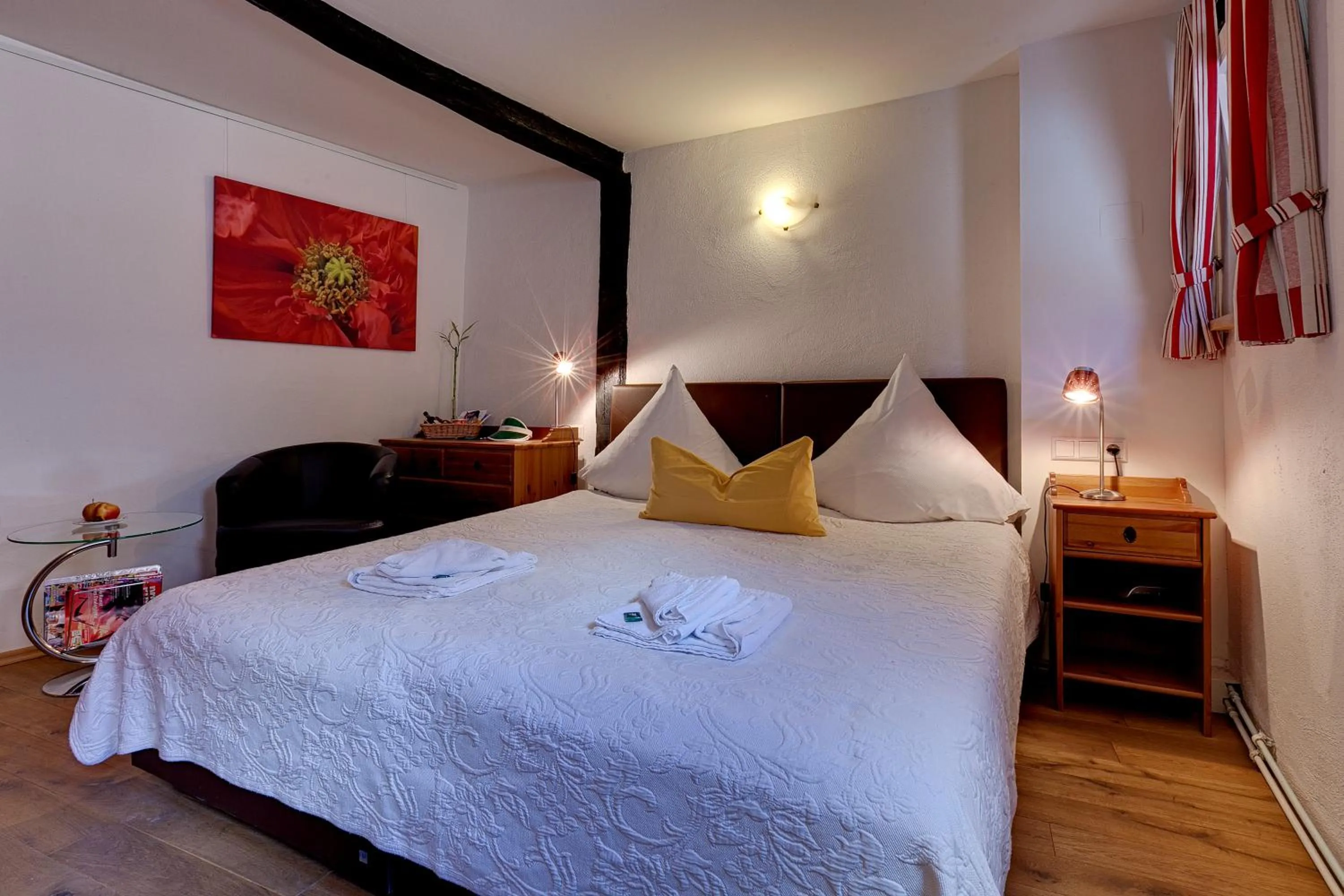 Bed in Hotel Kleine Radlerherberge