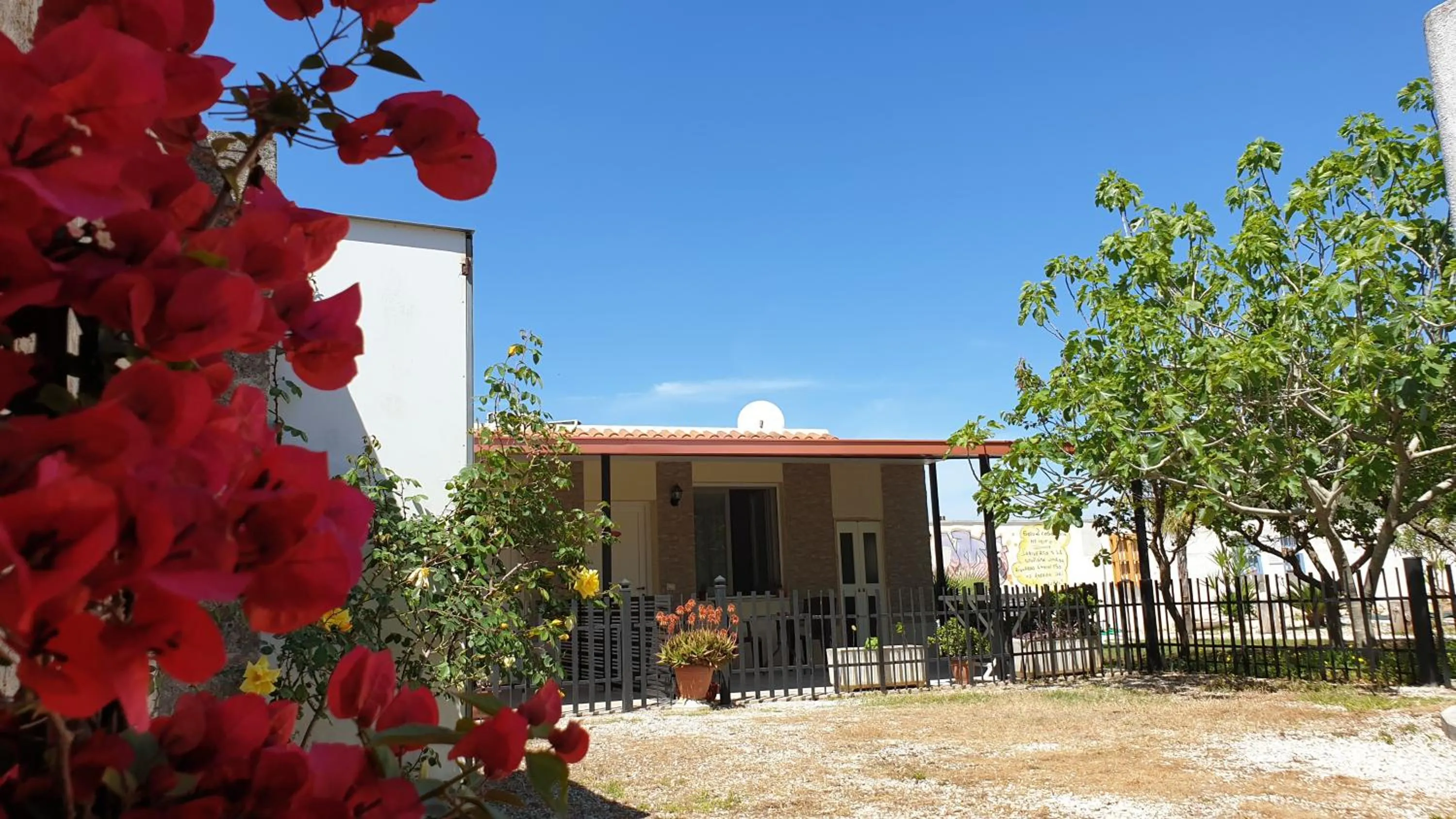 Patio in B&B Villa Romina
