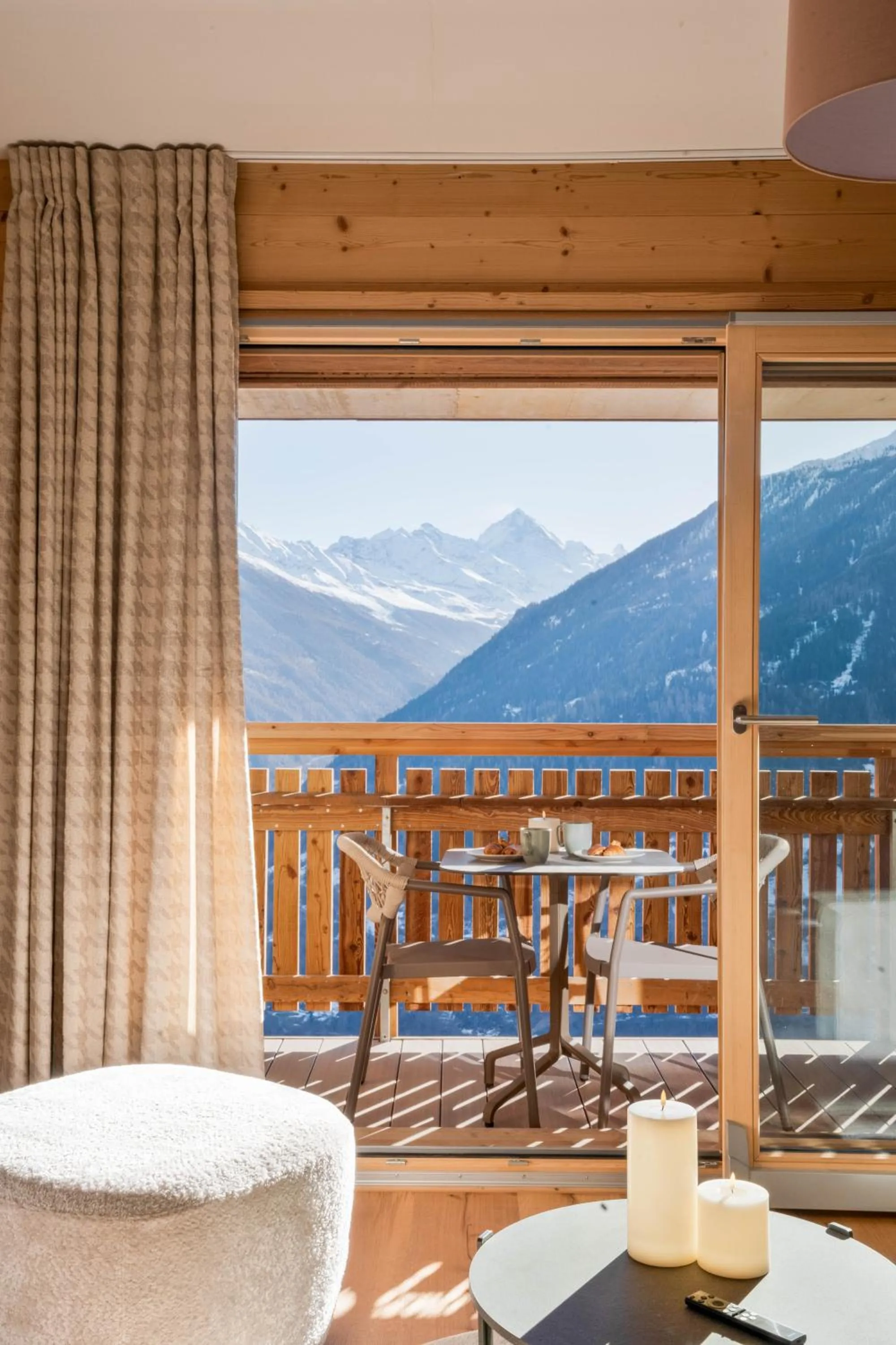 Balcony/Terrace in Dent Blanche Resort - TemptingPlaces Collection