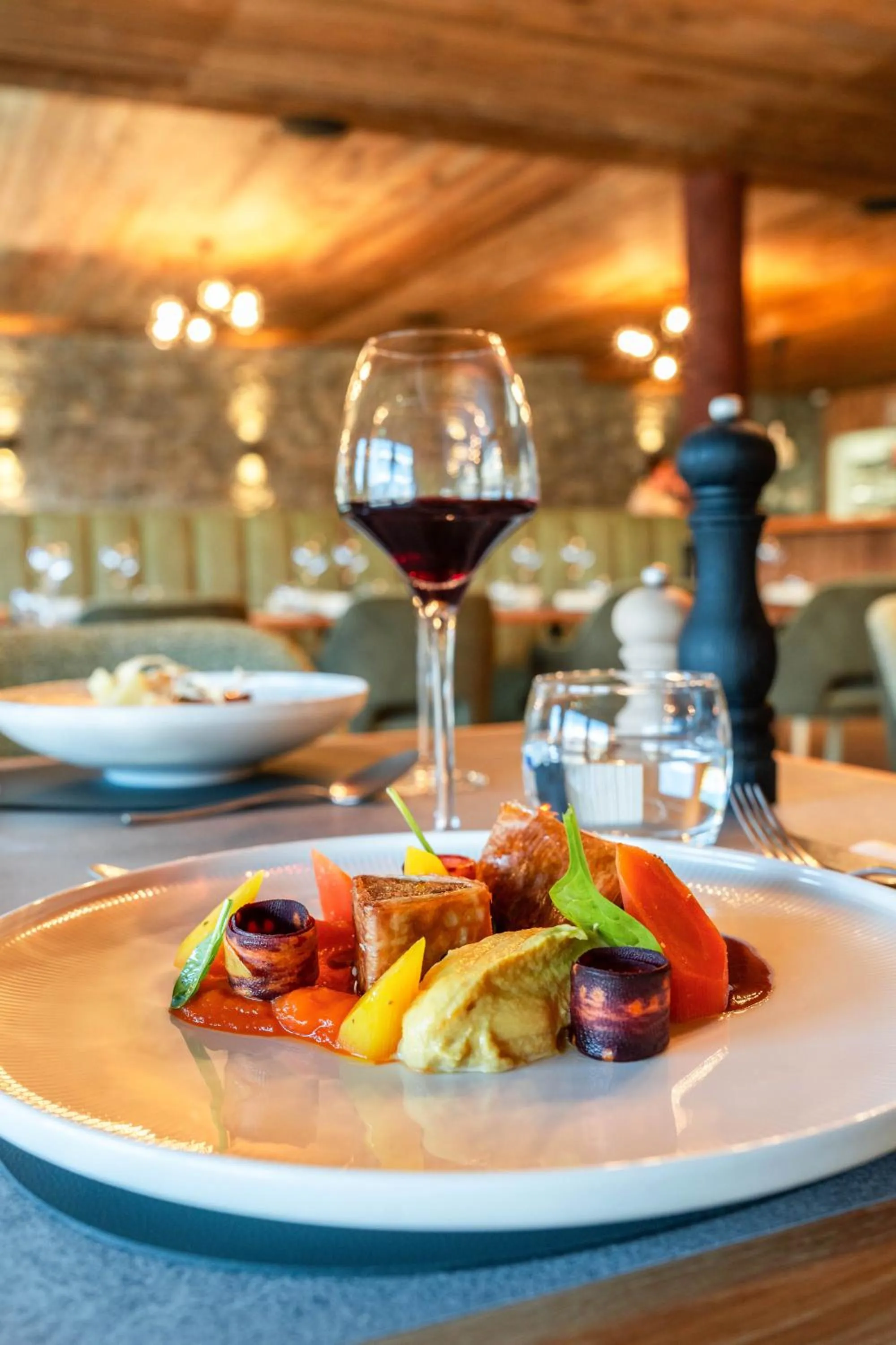 Restaurant/places to eat in Dent Blanche Resort - TemptingPlaces Collection