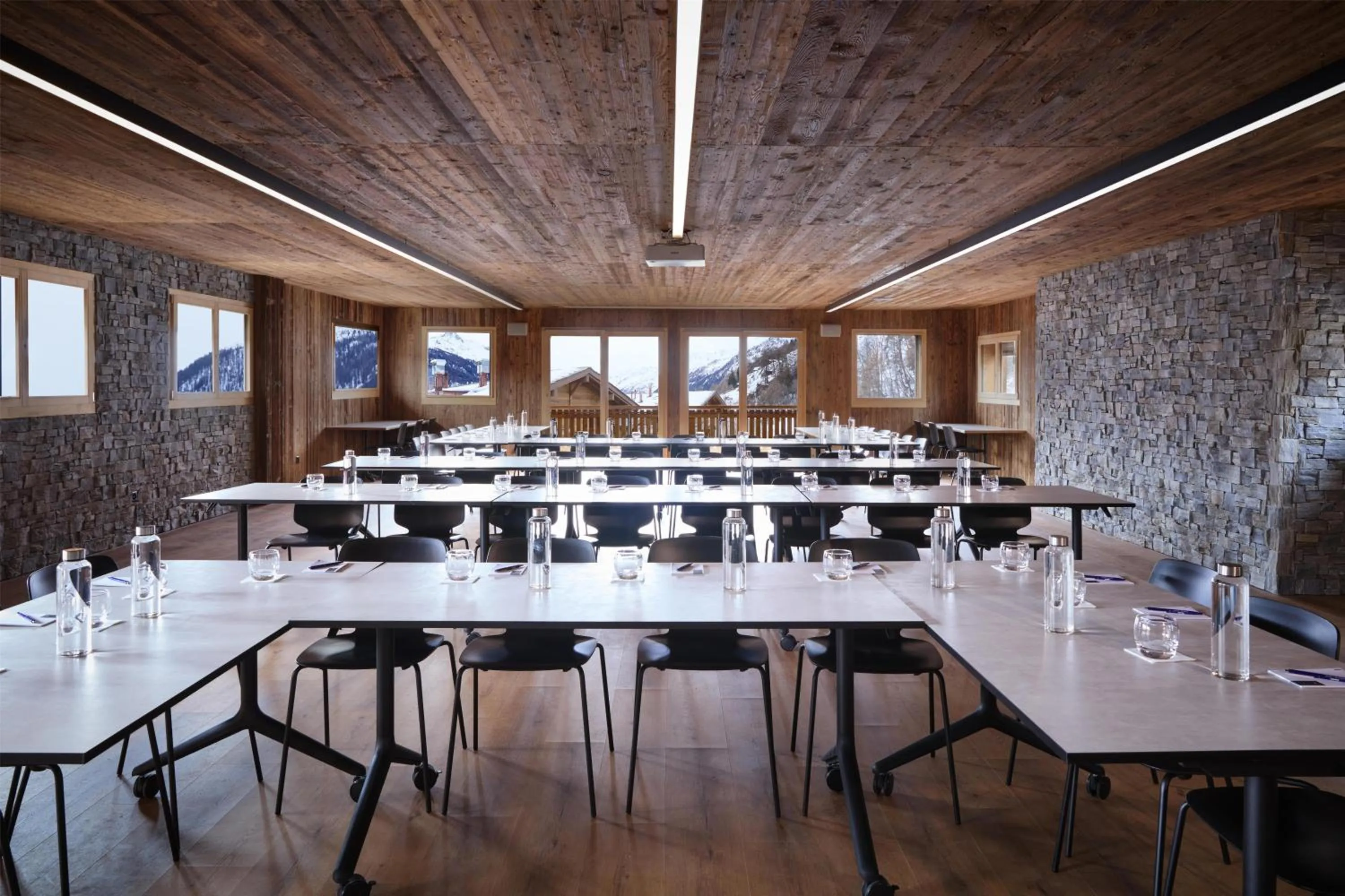 Meeting/conference room in Dent Blanche Resort - TemptingPlaces Collection