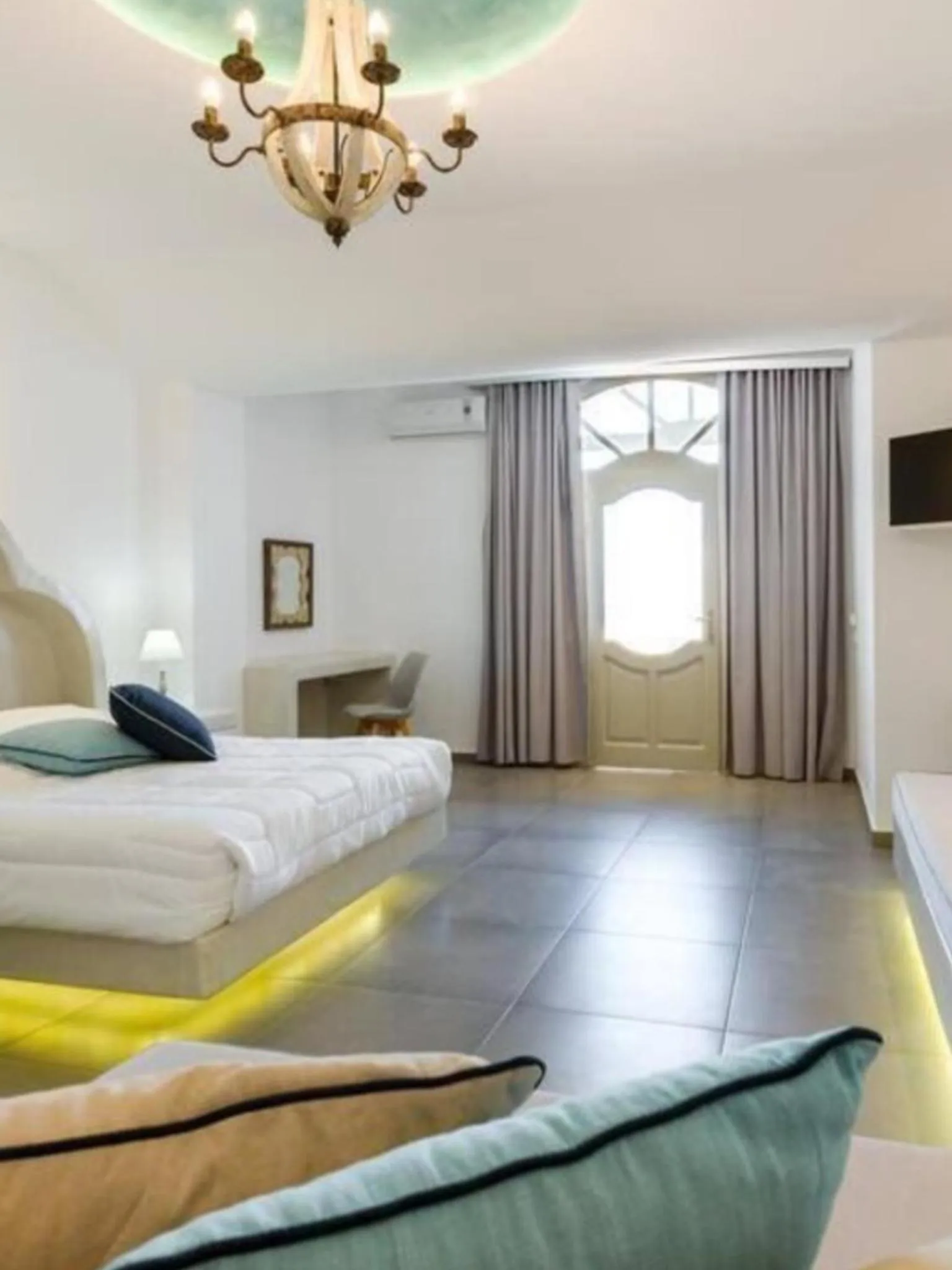 Bed in my life suites