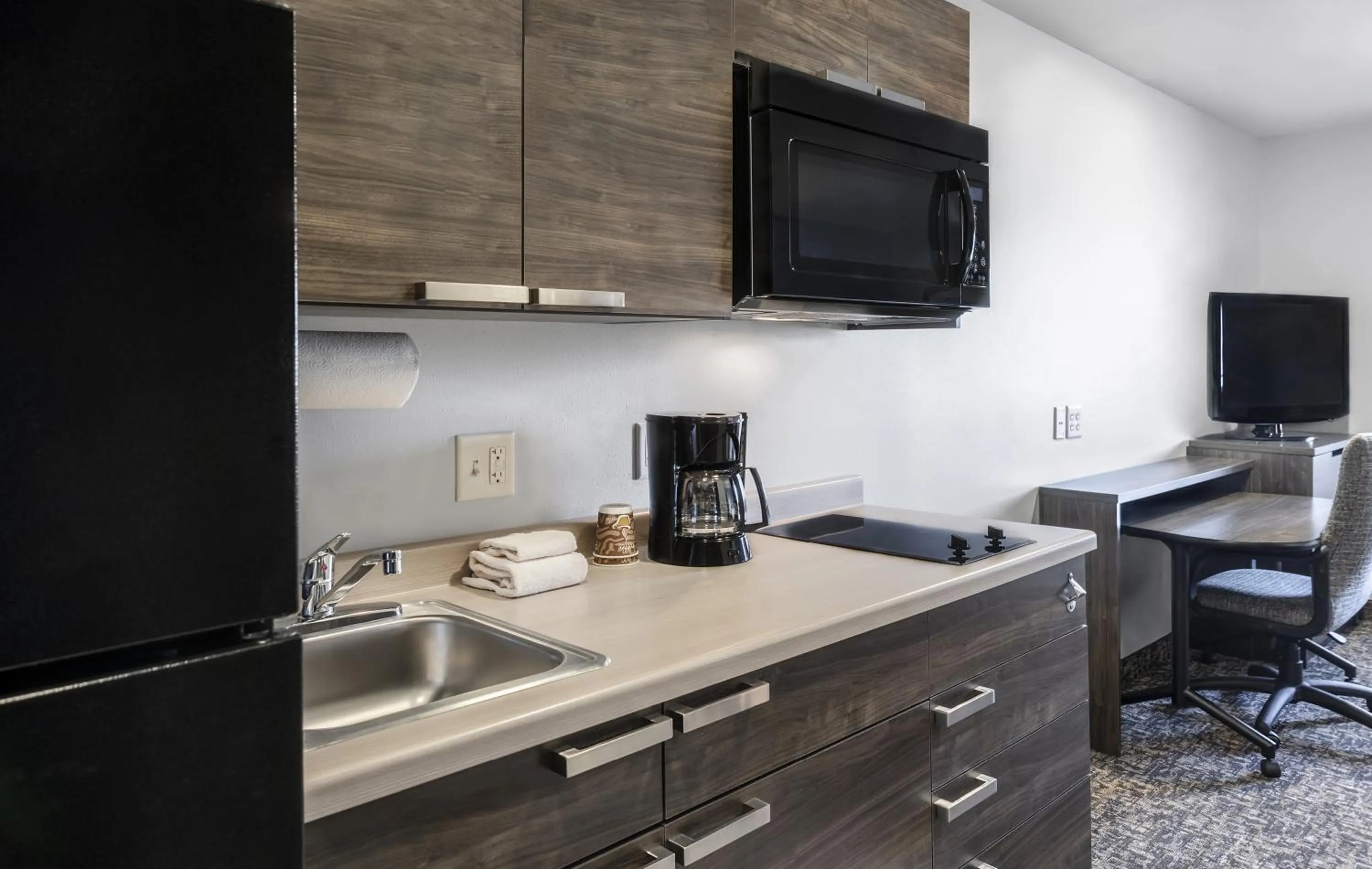Coffee/tea facilities in My Place Hotel-Phoenix East Mesa, AZ
