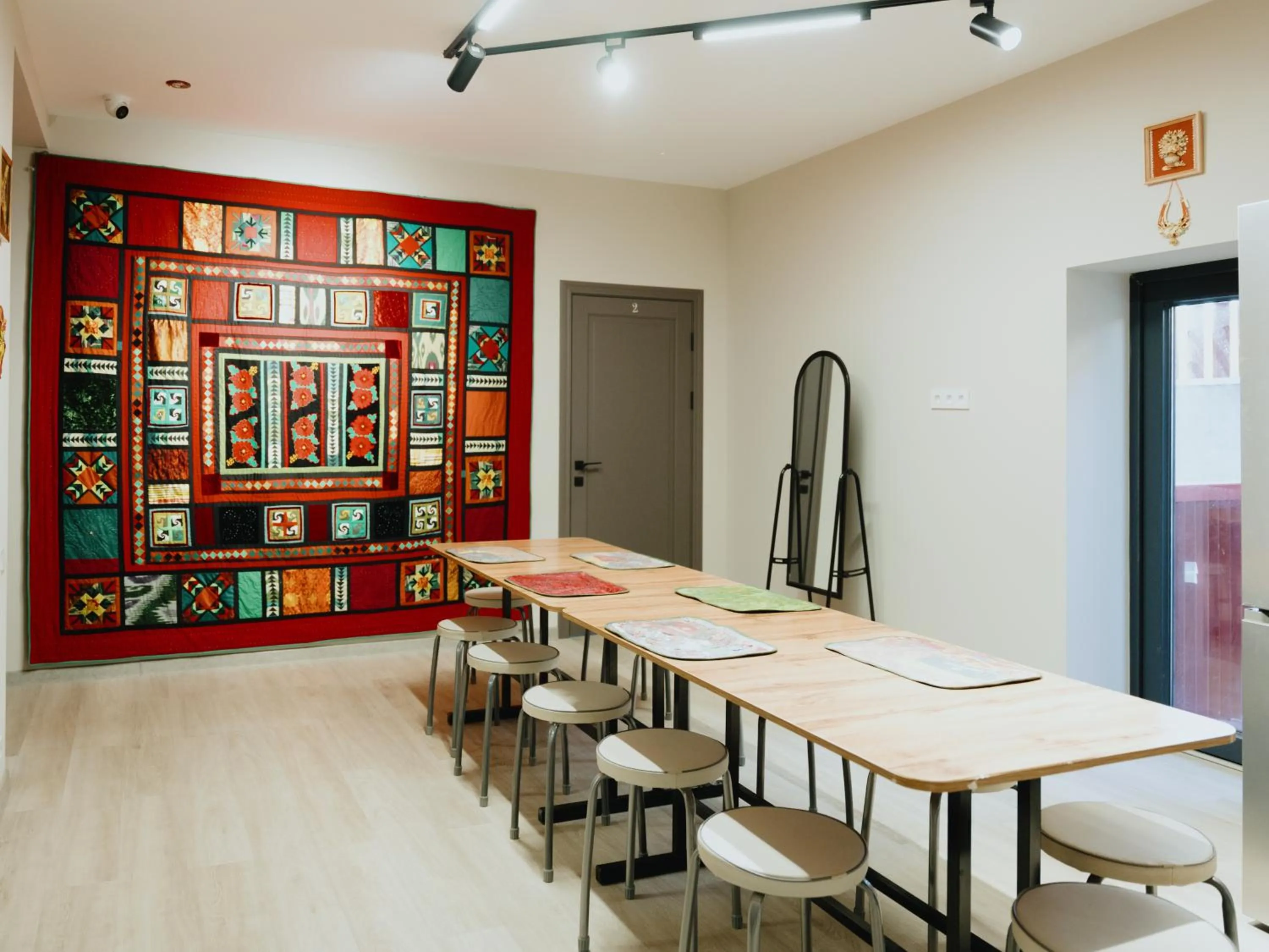 Skeramos Boutique Art Hotel