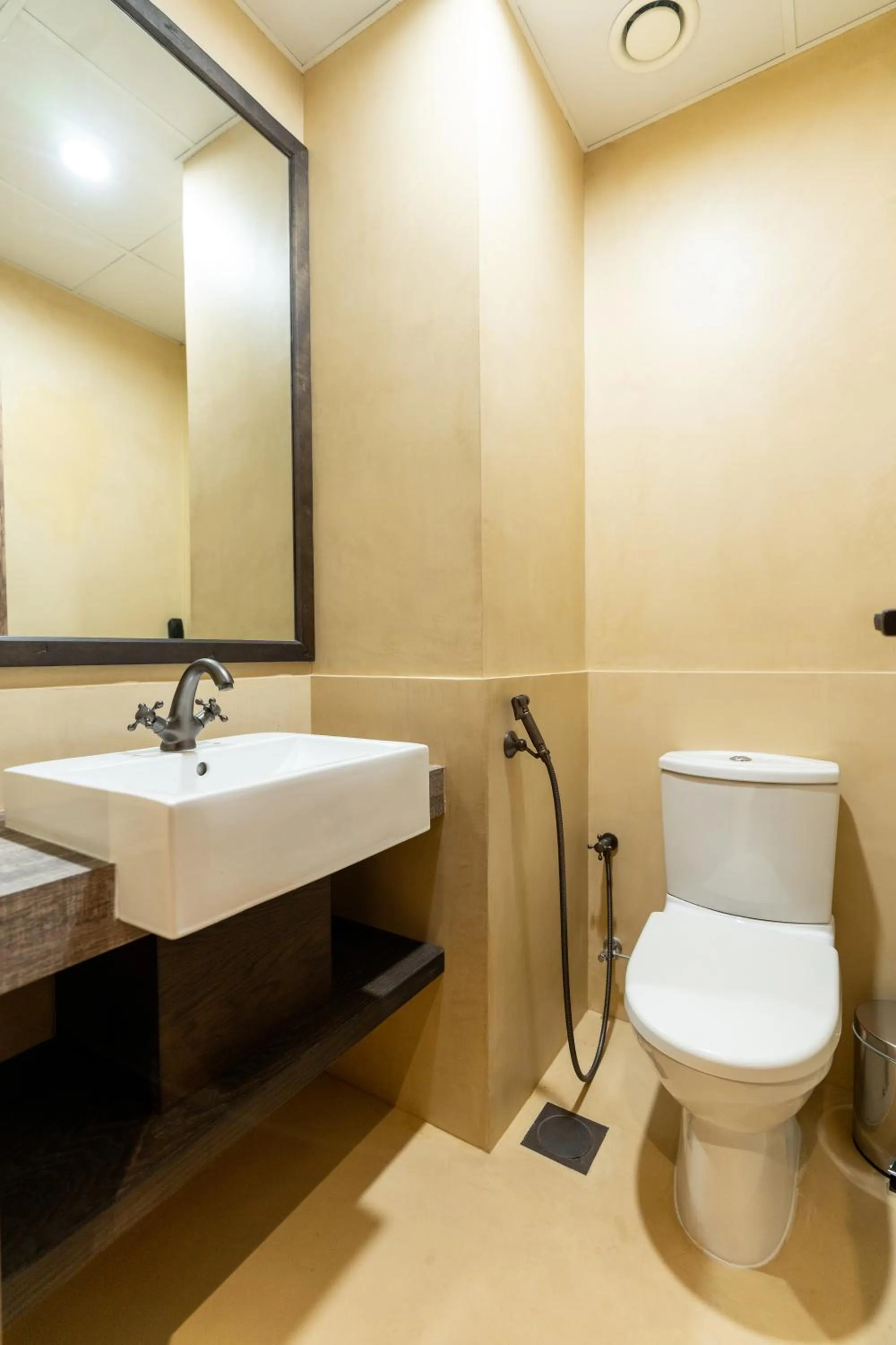 Bathroom in The Luxe Retreat Hotel Apartments