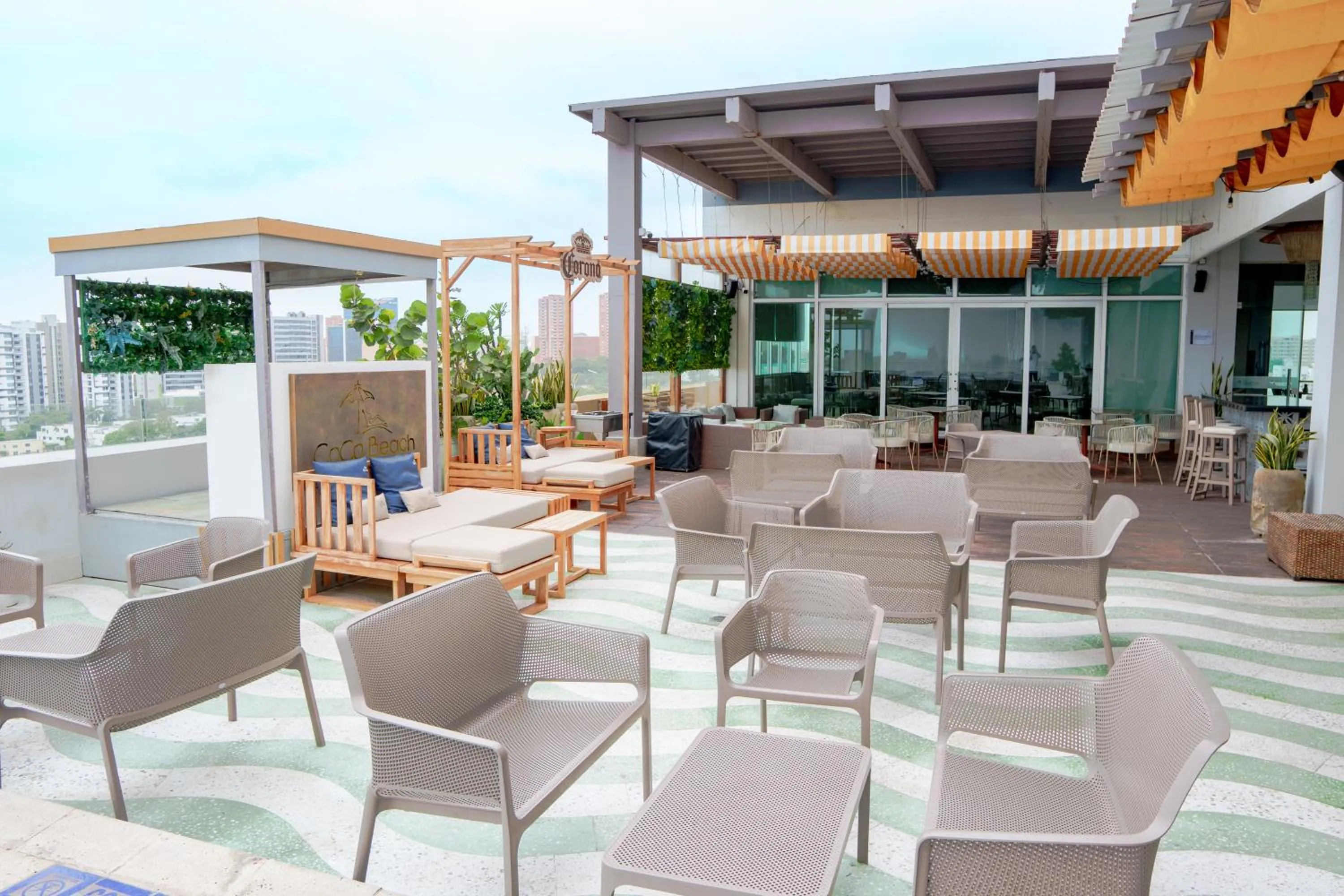 Restaurant/places to eat in Sky Collection Lifestyle Hotel & Suites Barranquilla