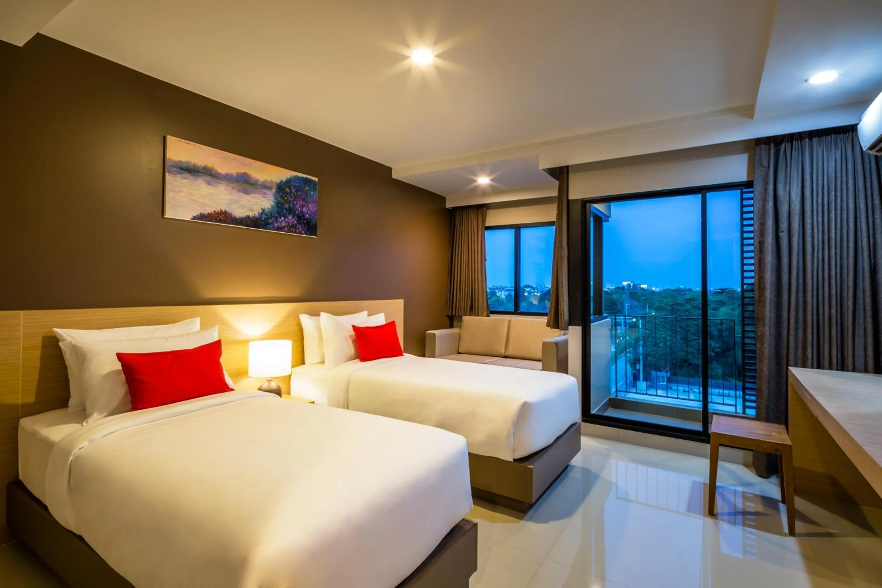 Bed in Livotel Hotel Kaset Nawamin Bangkok