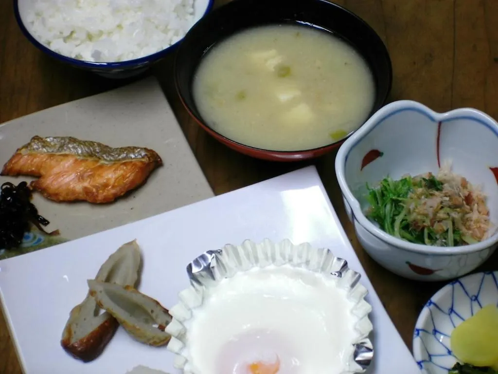 Asian breakfast in Komecho Ryokan