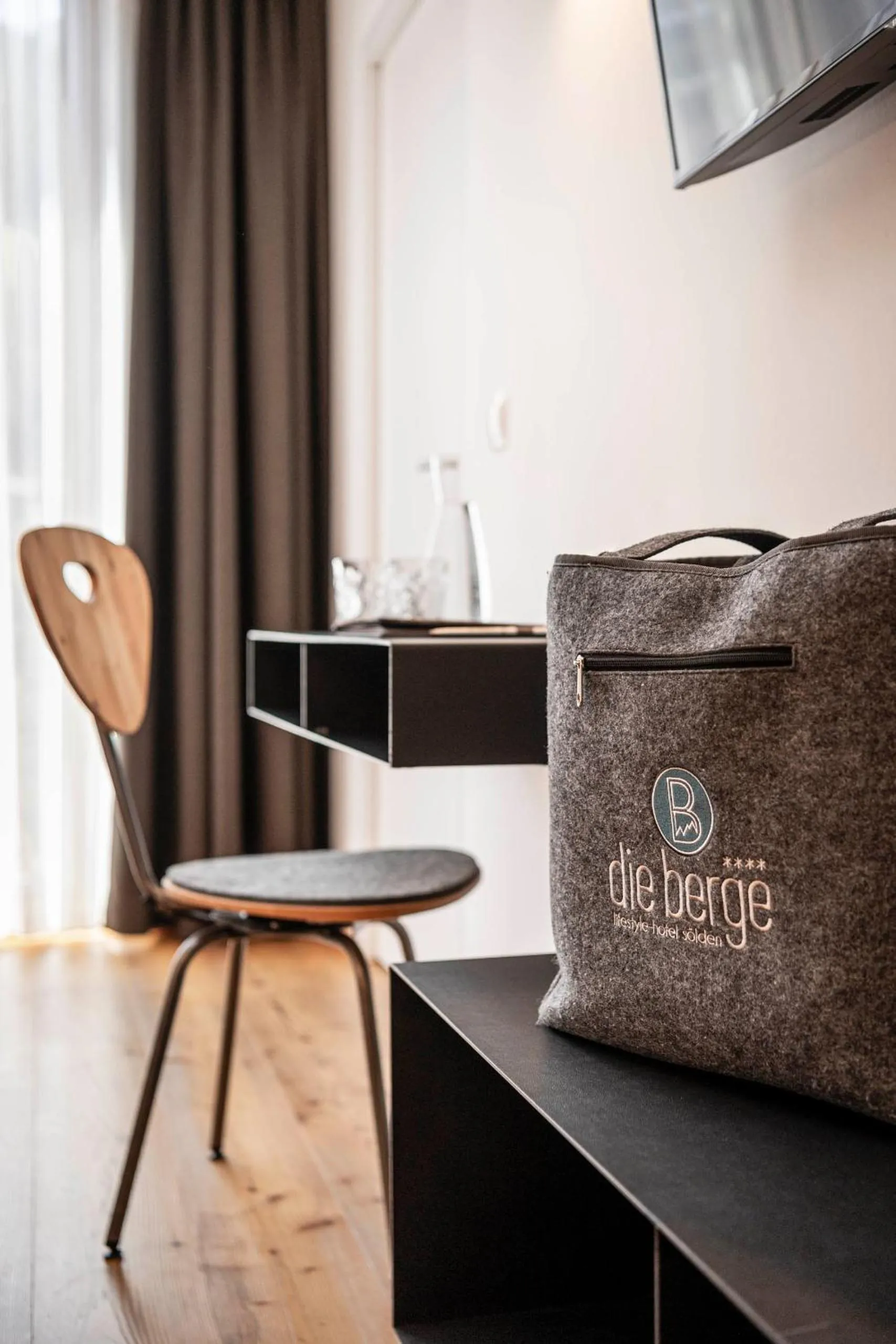 Photo of the whole room in die berge lifestyle-hotel Sölden