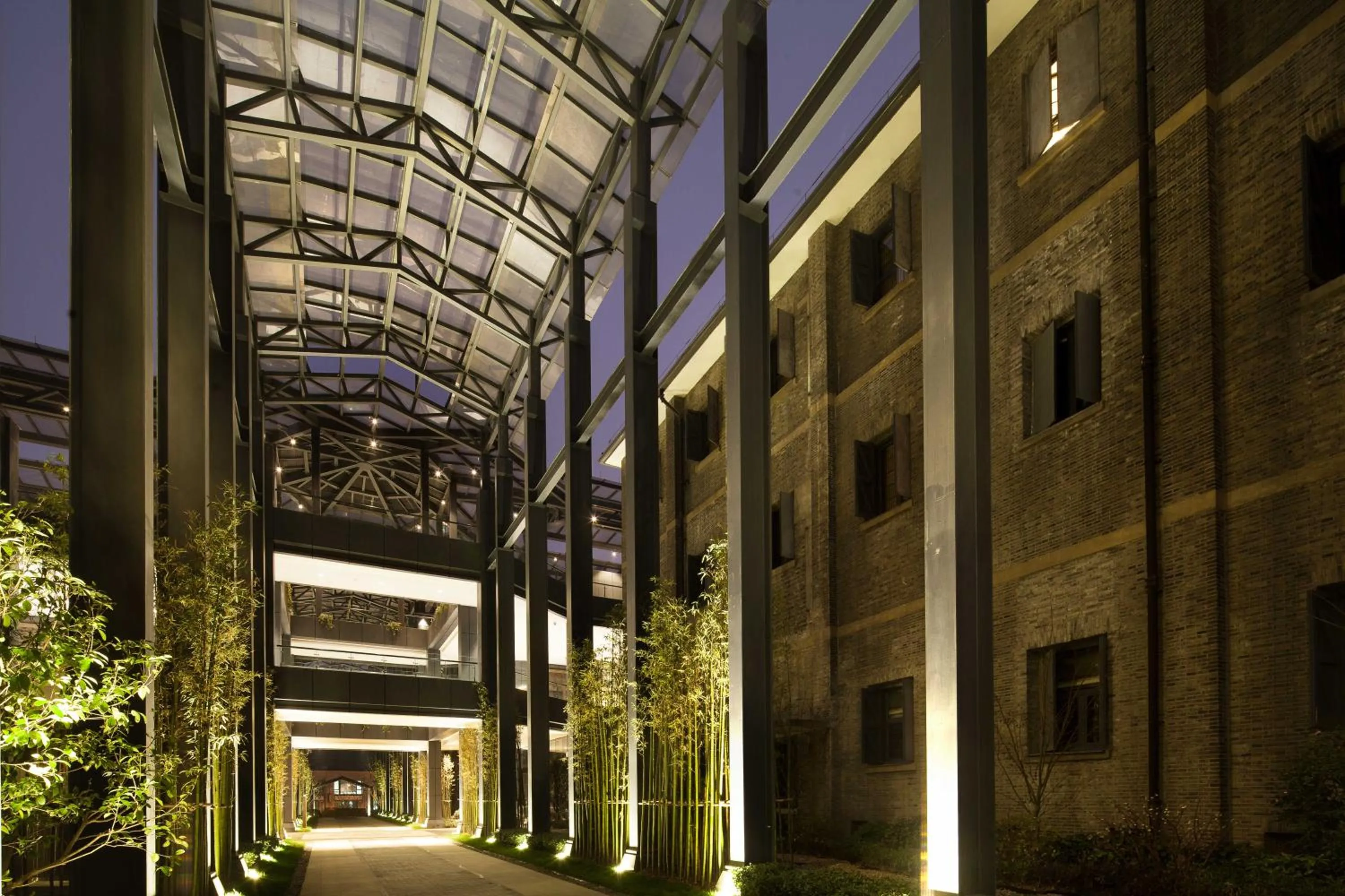 Property building in Cheery Dragon Canal Hotel Hangzhou - Intangible Cultural Heritage Hotel