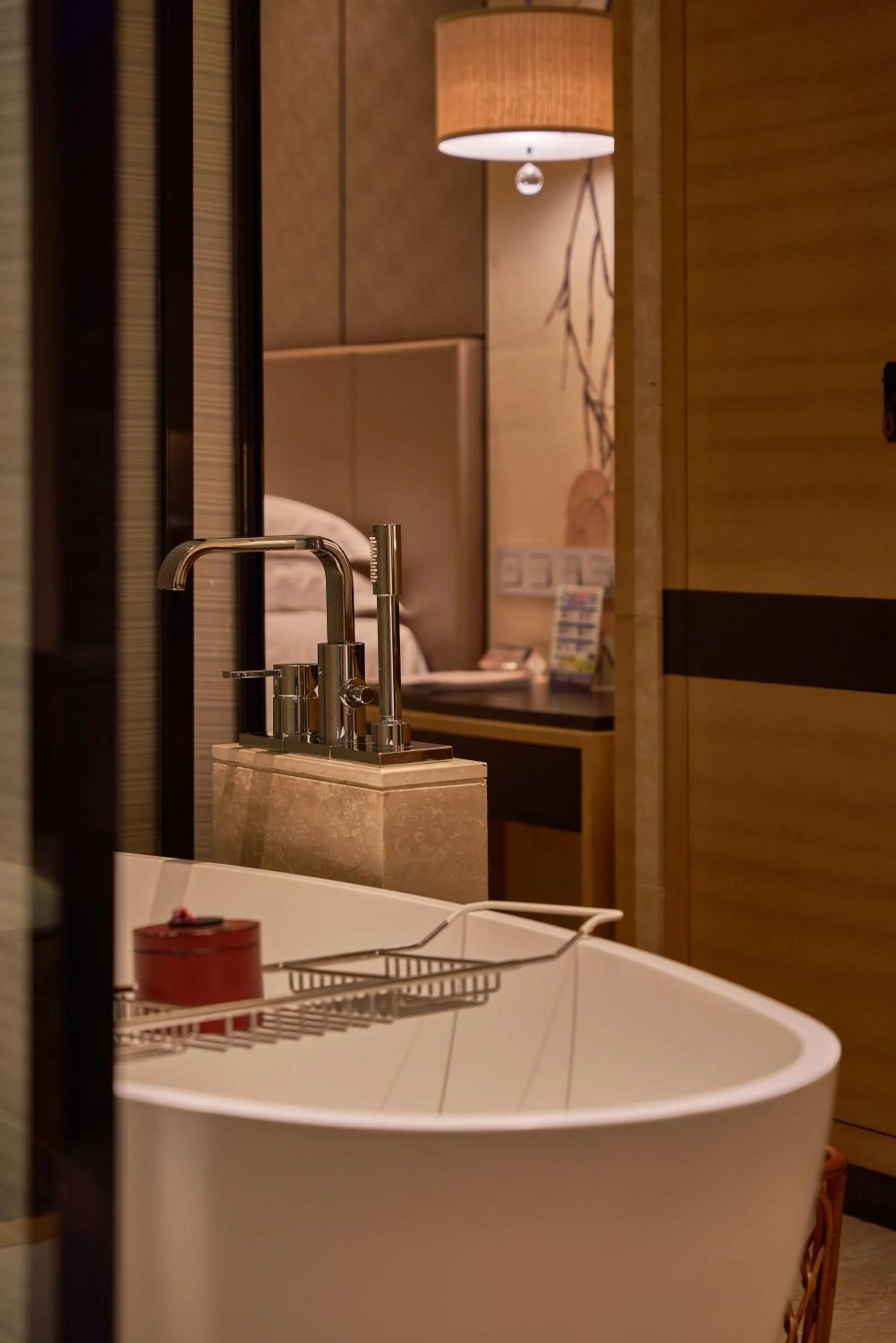 Cheery Dragon Canal Hotel Hangzhou - Intangible Cultural Heritage Hotel