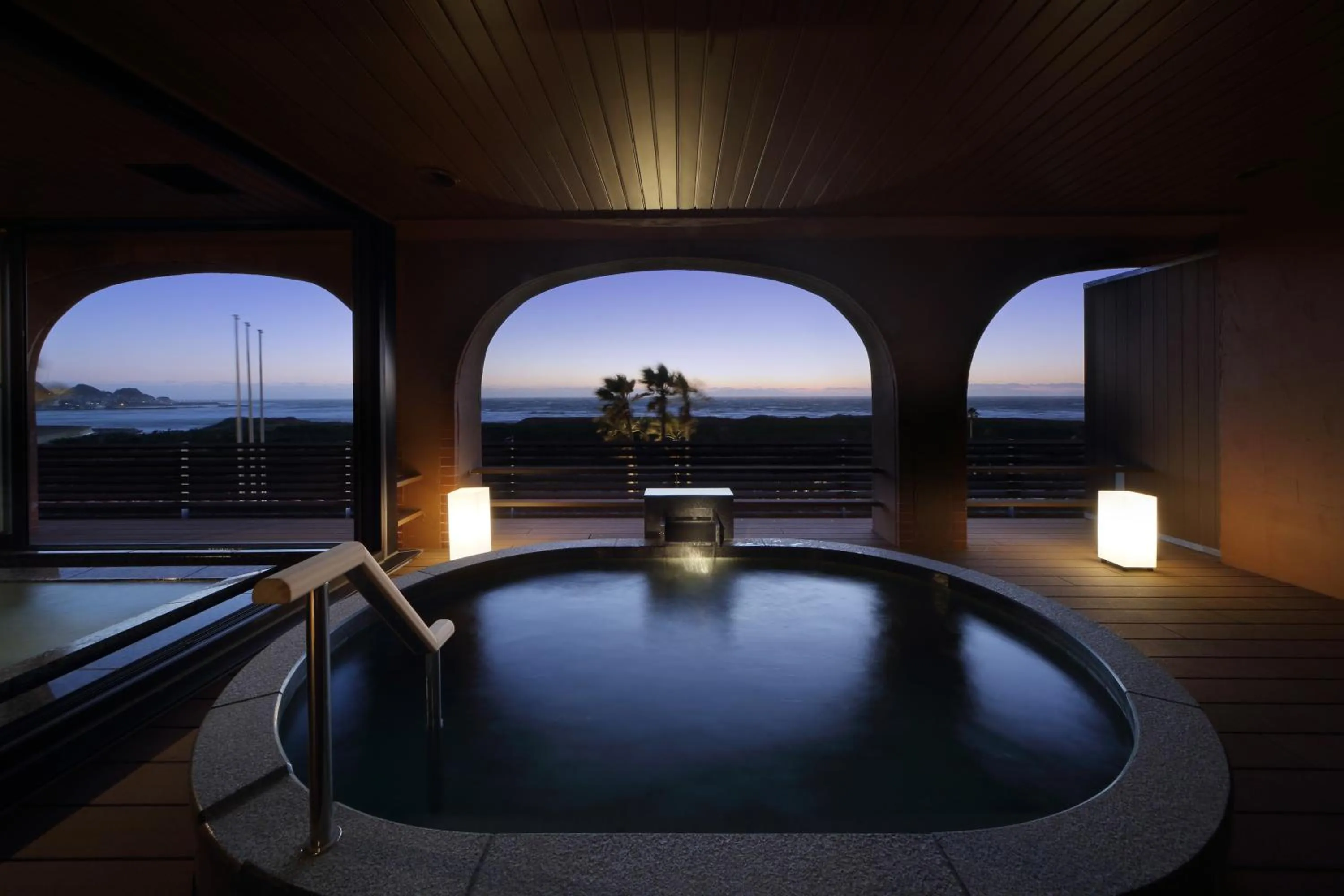 Open Air Bath in Senri no Kaze