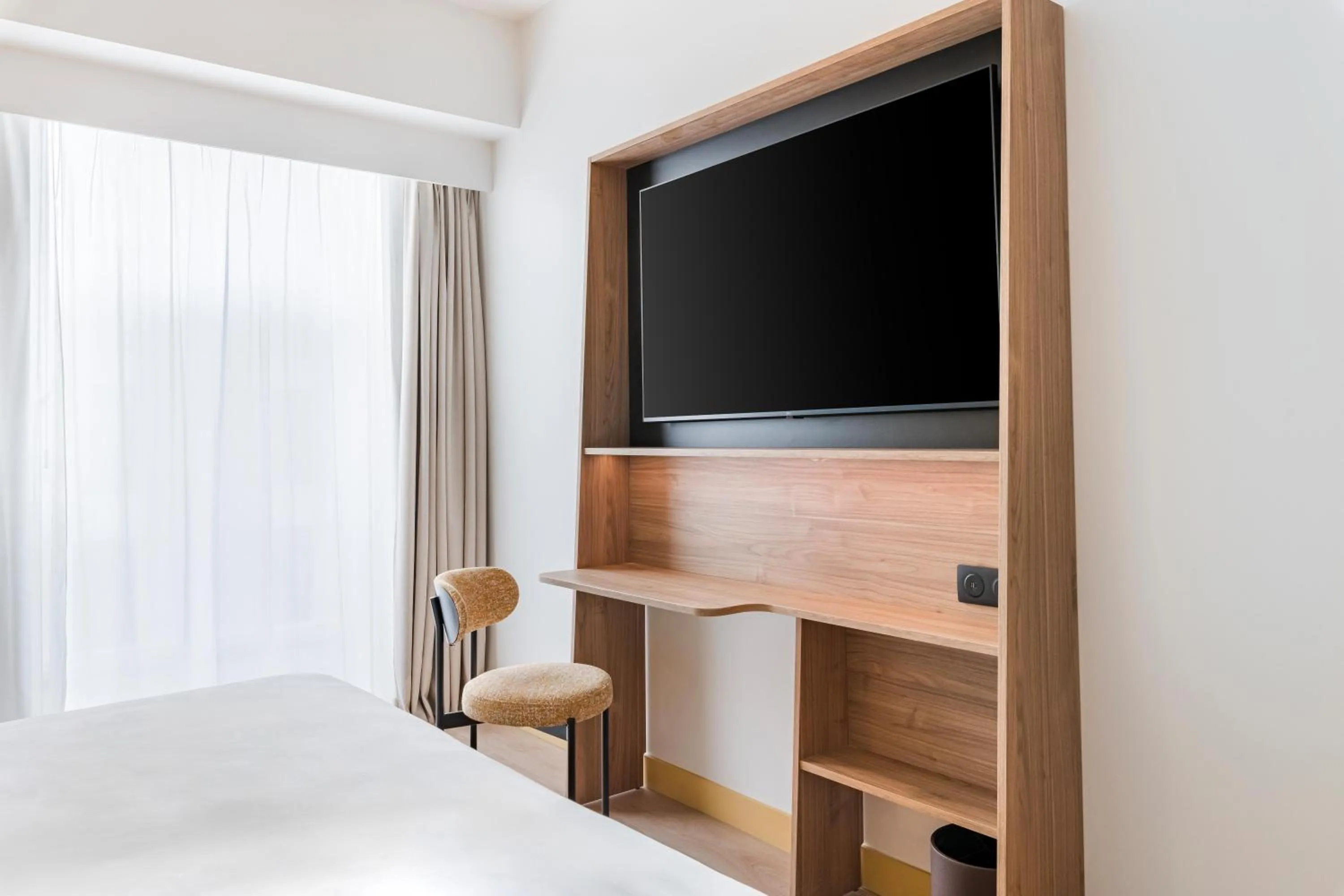 Bed in Hampton by Hilton Bordeaux Merignac Airport