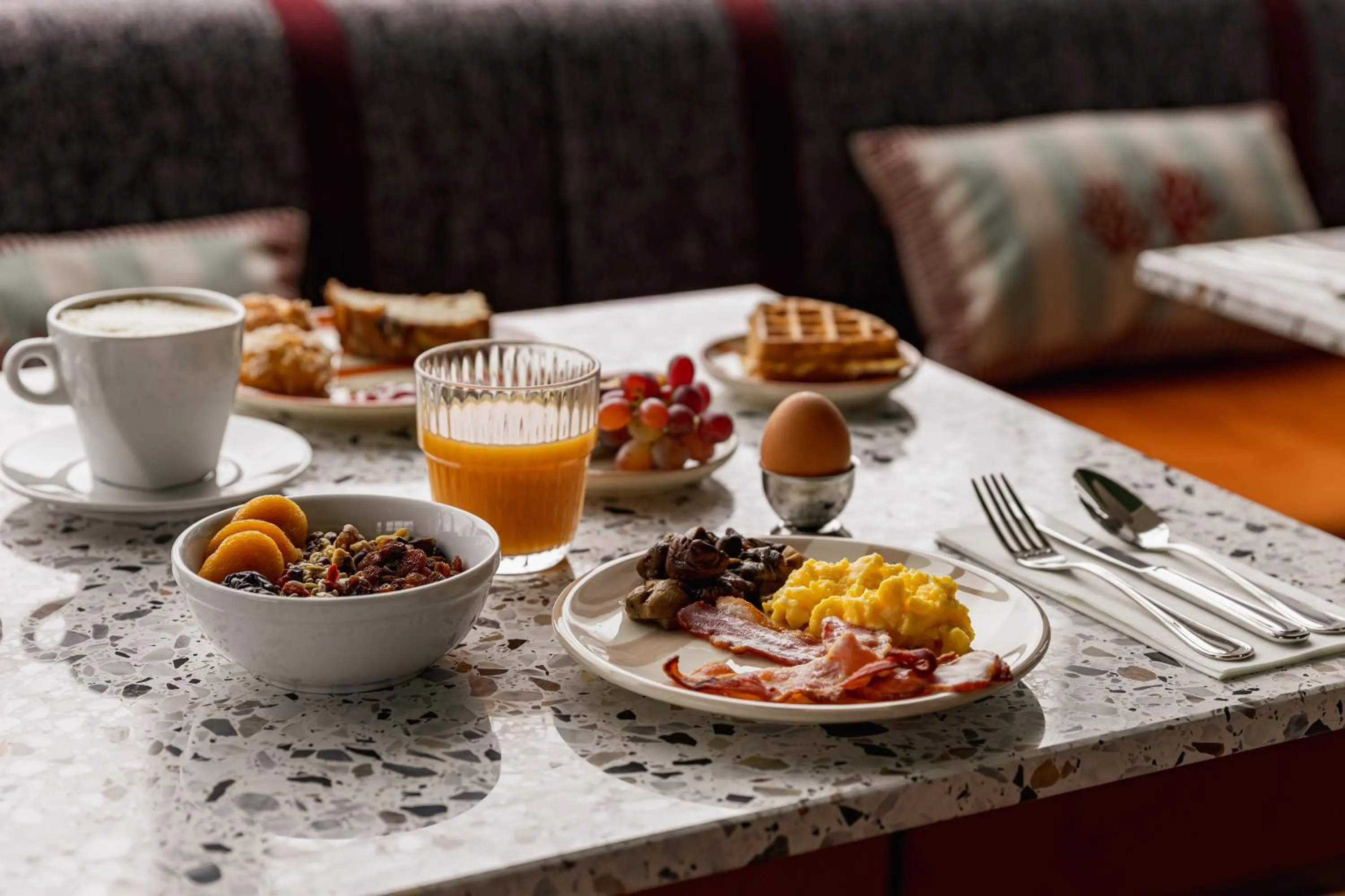 Breakfast in Hampton by Hilton Bordeaux Merignac Airport