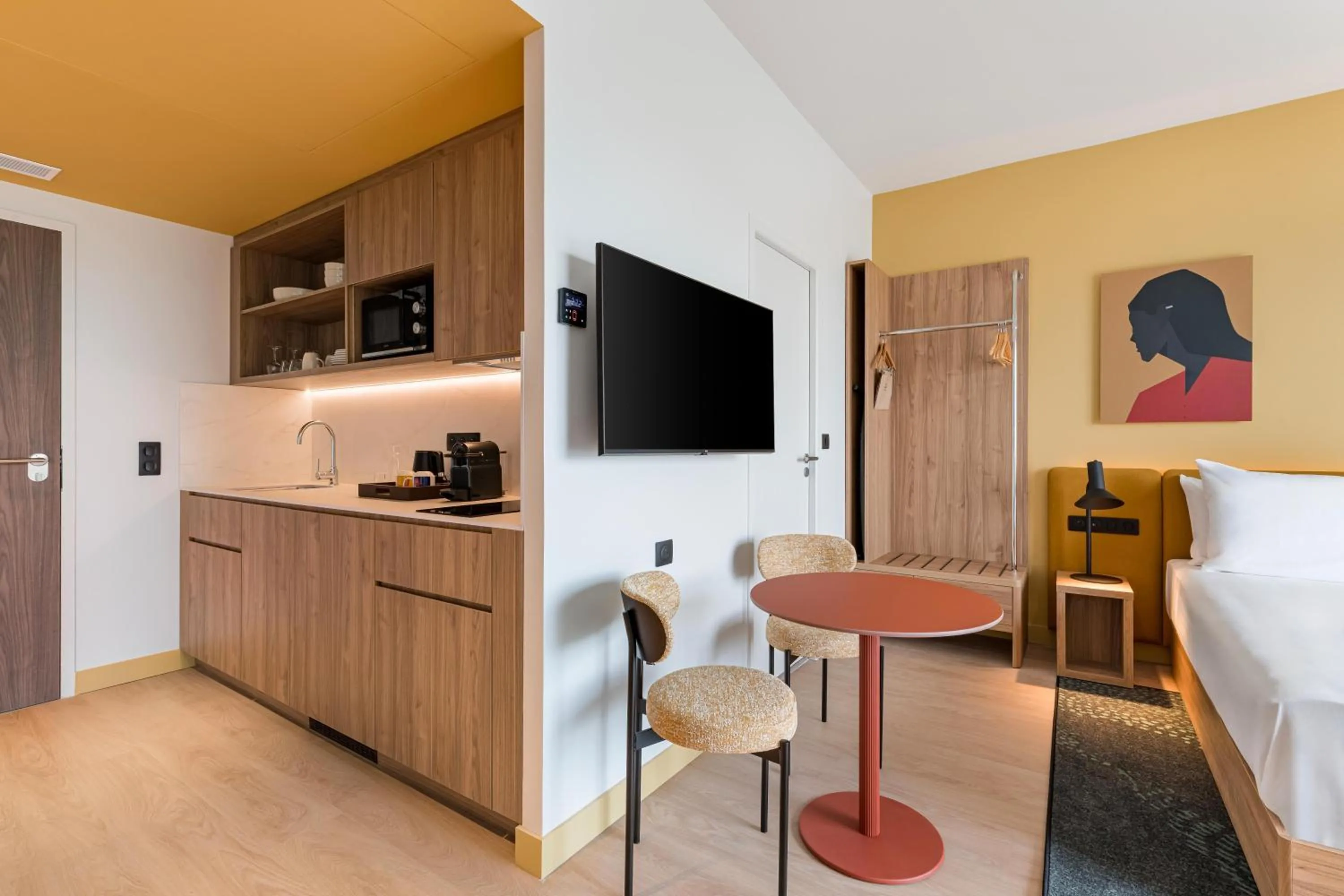 Bed in Hampton by Hilton Bordeaux Merignac Airport