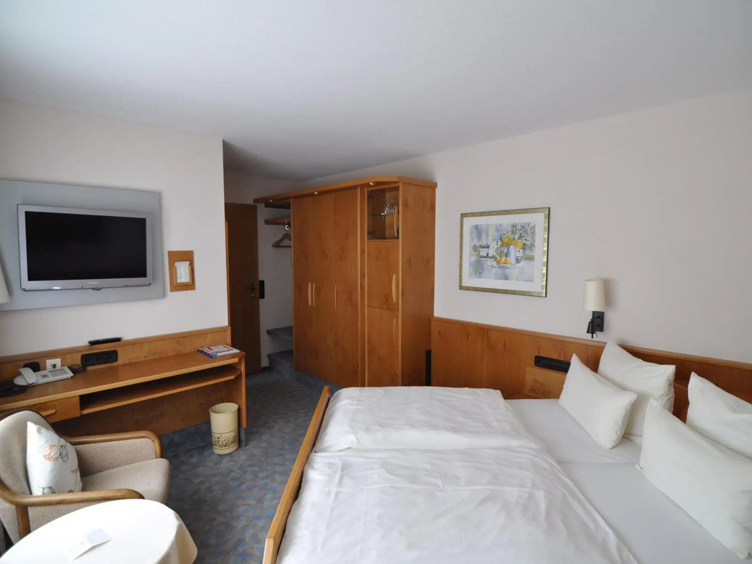 Double Room - single occupancy in Landhotel Pfrondorfer Mühle Double Room - single occupancy in Landhotel Pfrondorfer Mühle