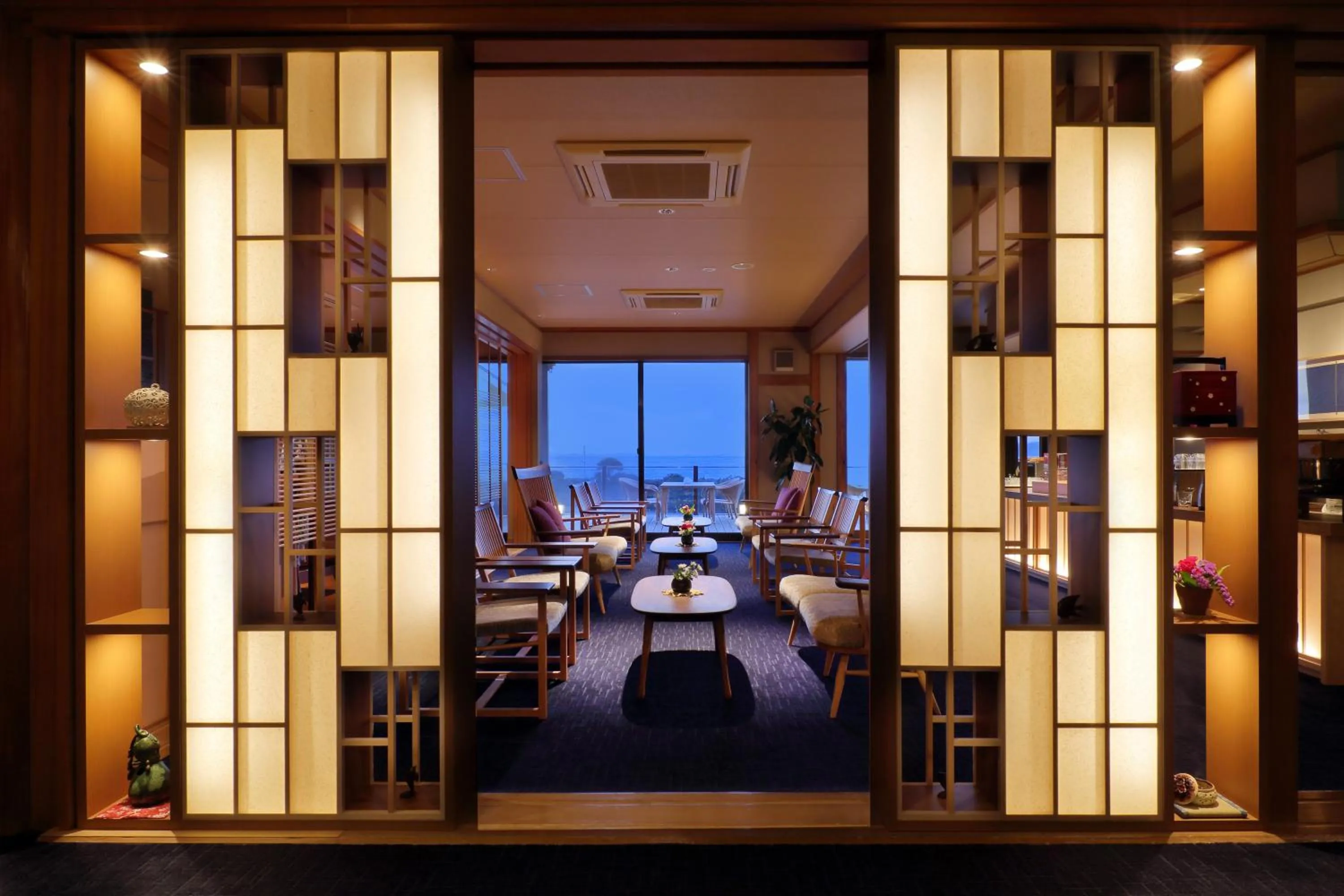 Communal lounge/ TV room in Hanashibuki