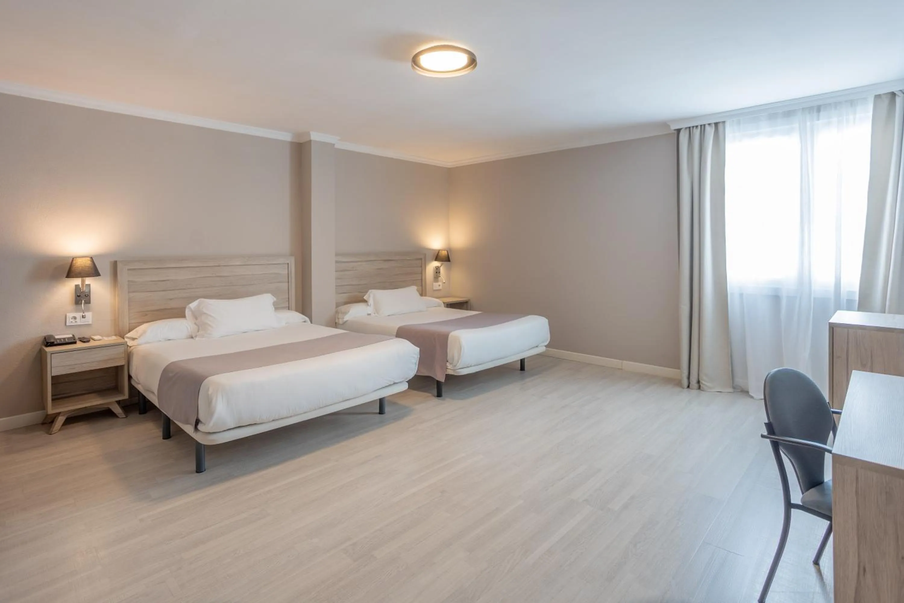 Bedroom, Bed in Hotel Villa de Verín