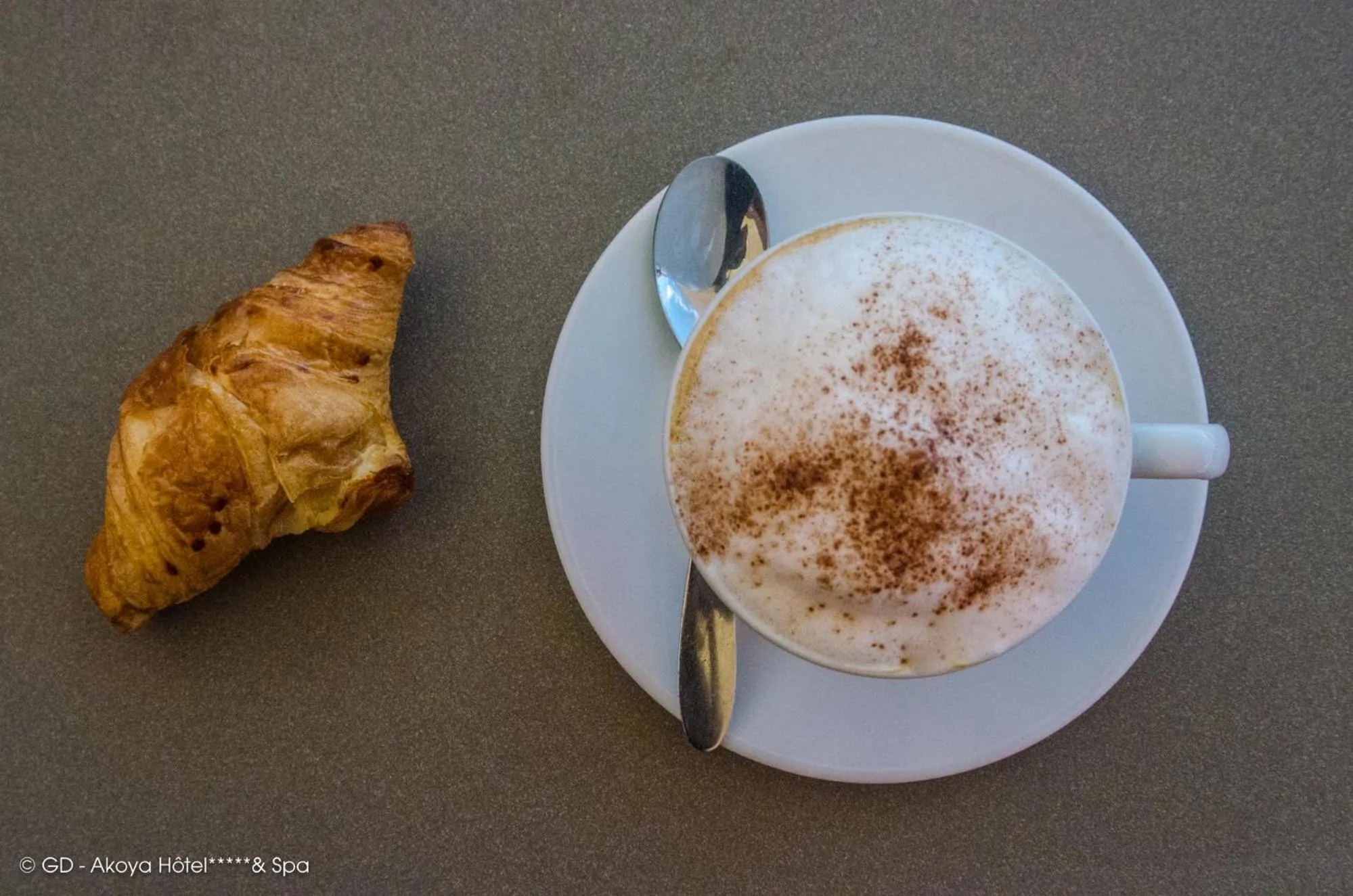 Food and drinks in Akoya Hotel & Spa