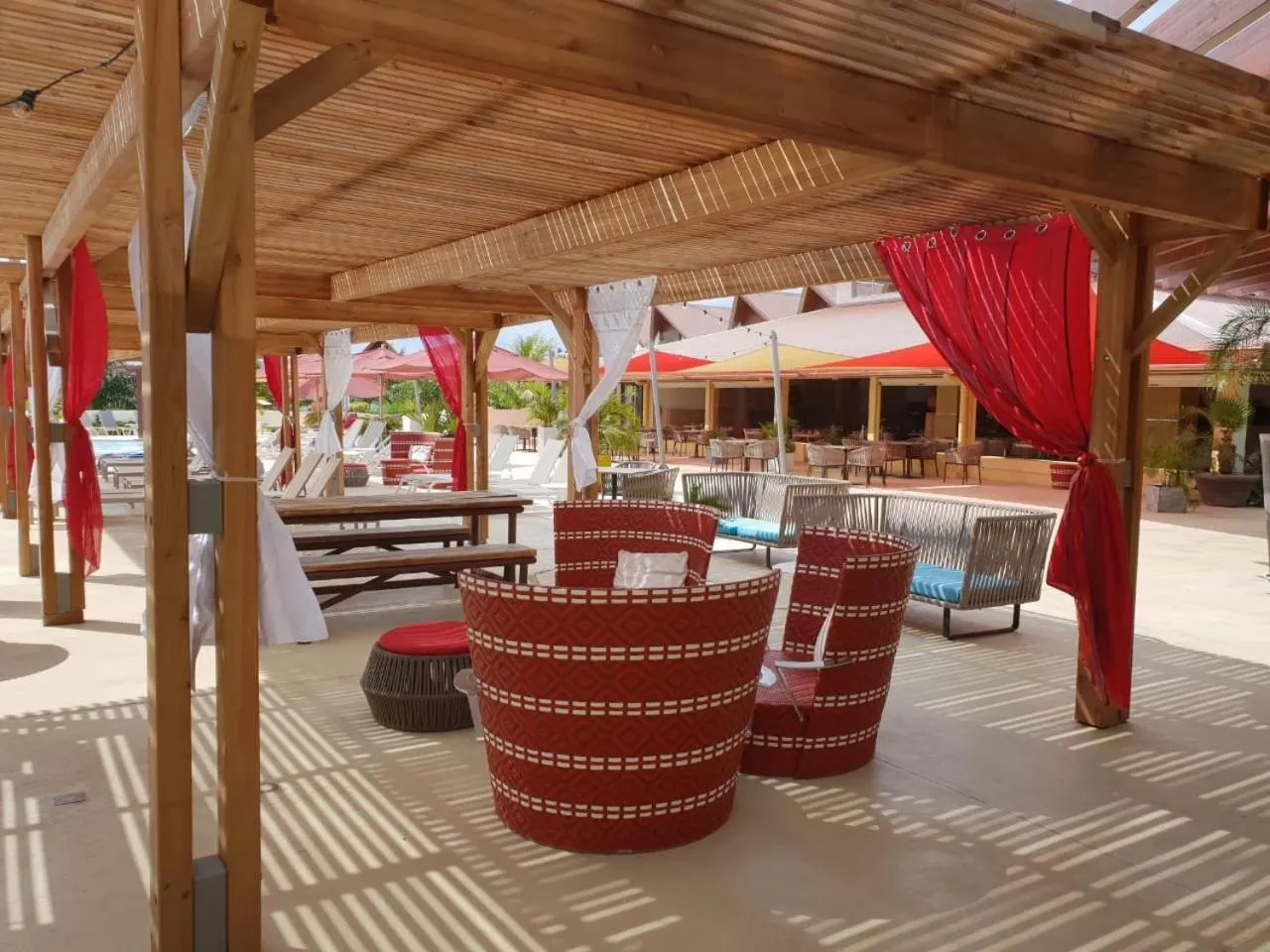 Restaurant/places to eat in Akoya Hotel & Spa