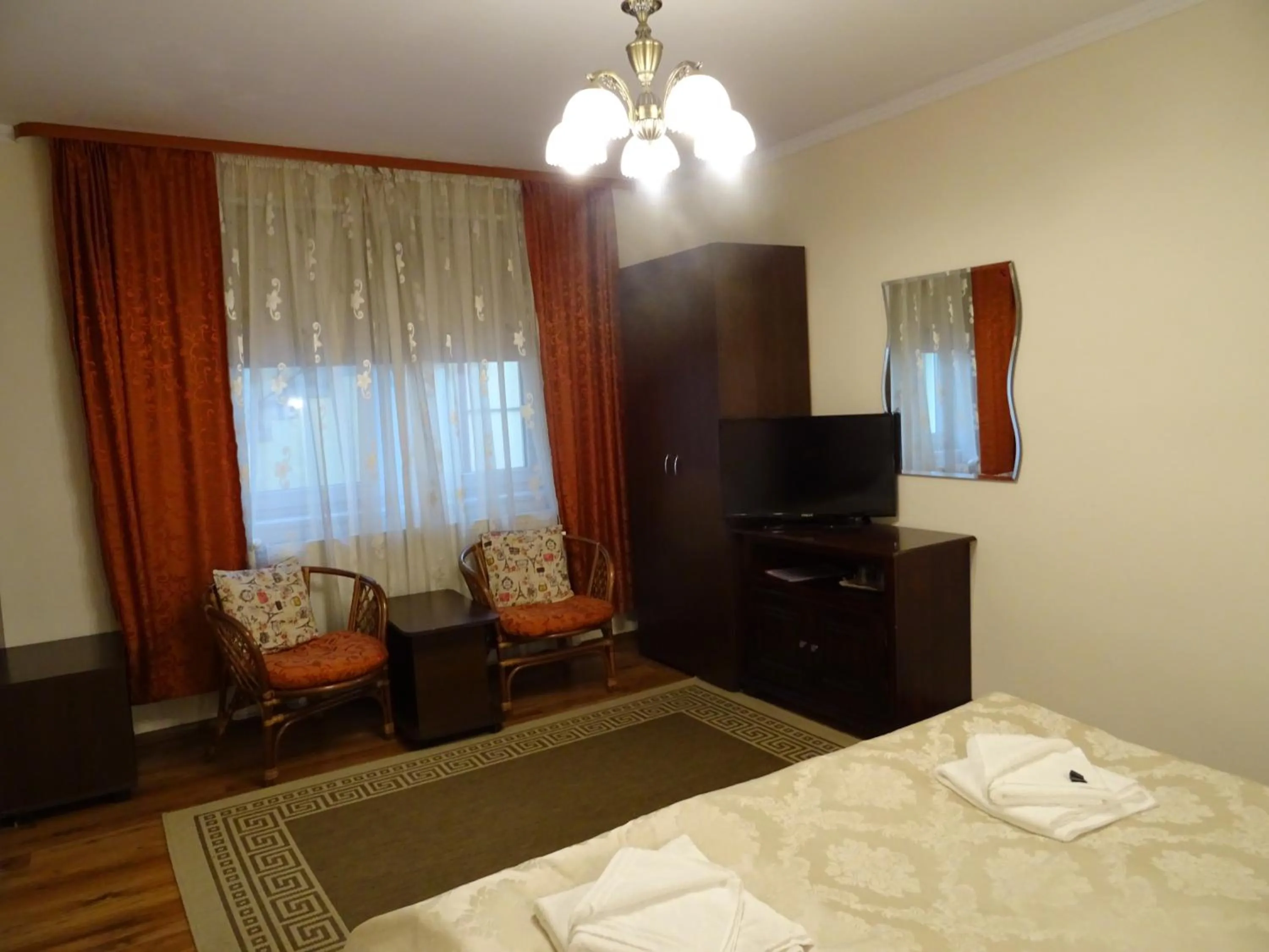 Decorative detail, Bed in Pensiunea Magnolia