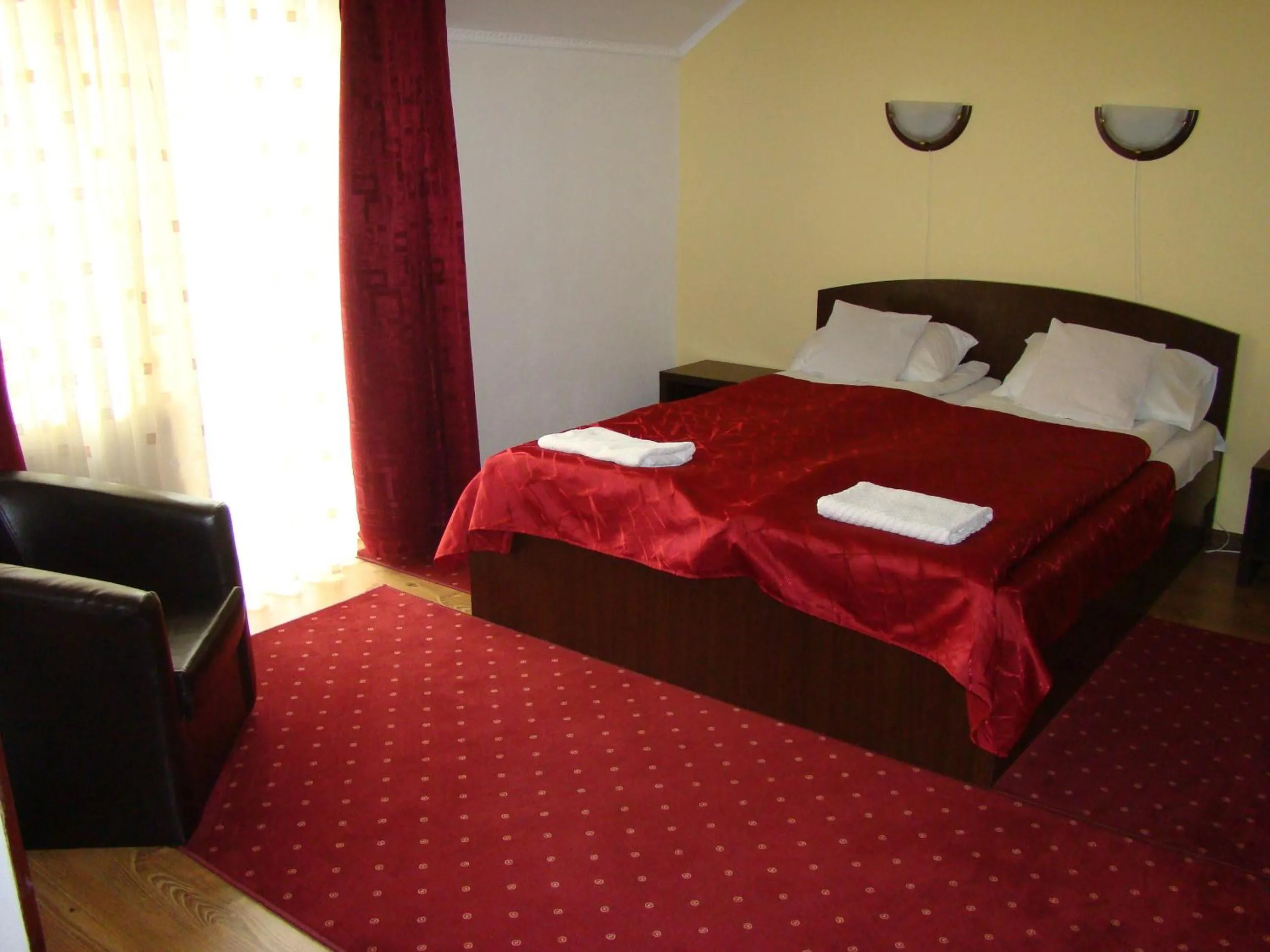 Bed in Pensiunea Magnolia