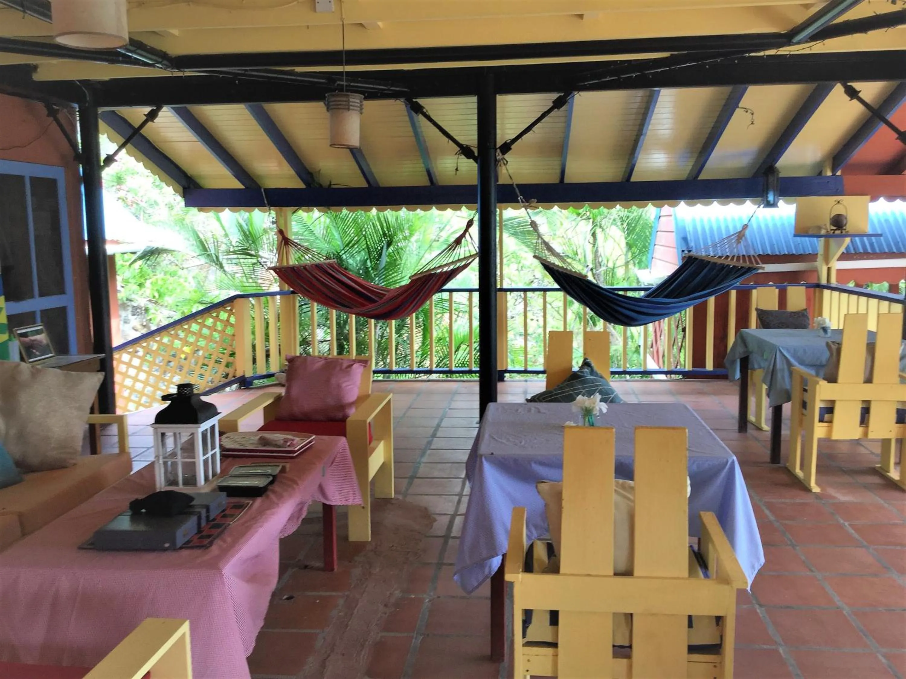 Restaurant/places to eat in The Sweet Retreat